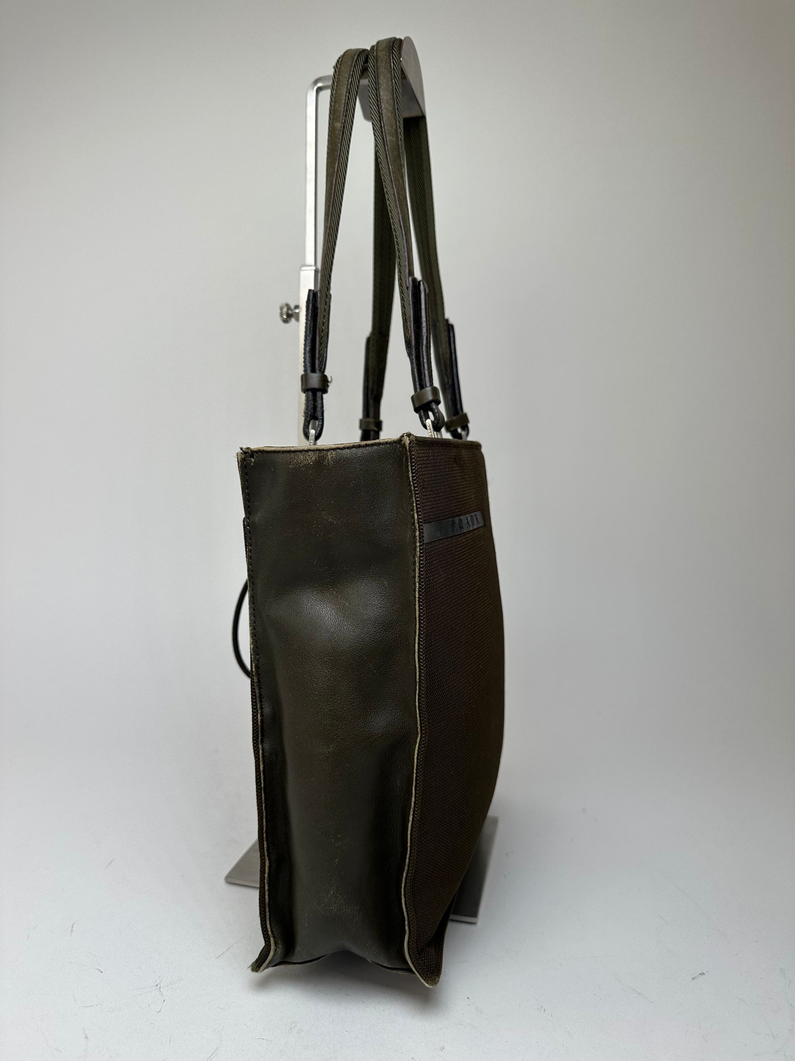 Prada Vintage Sport Tessuto Nylon Shoulder Bag Olive Brown Size ONE SIZE - 5 Thumbnail