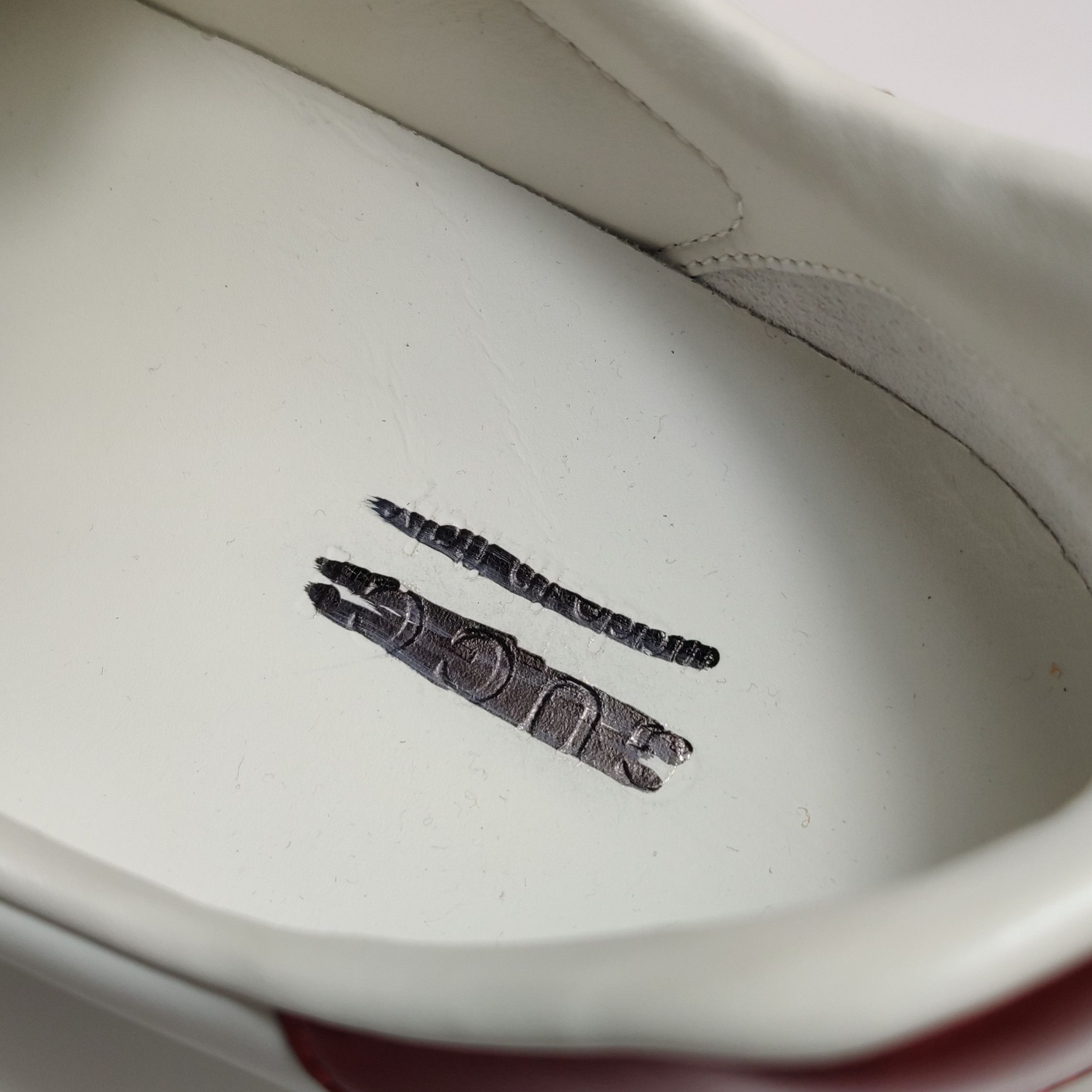 Gucci Gucci Men 8.5 Lowtop Sneakers Size US 8.5 / EU 41-42 - 11 Thumbnail