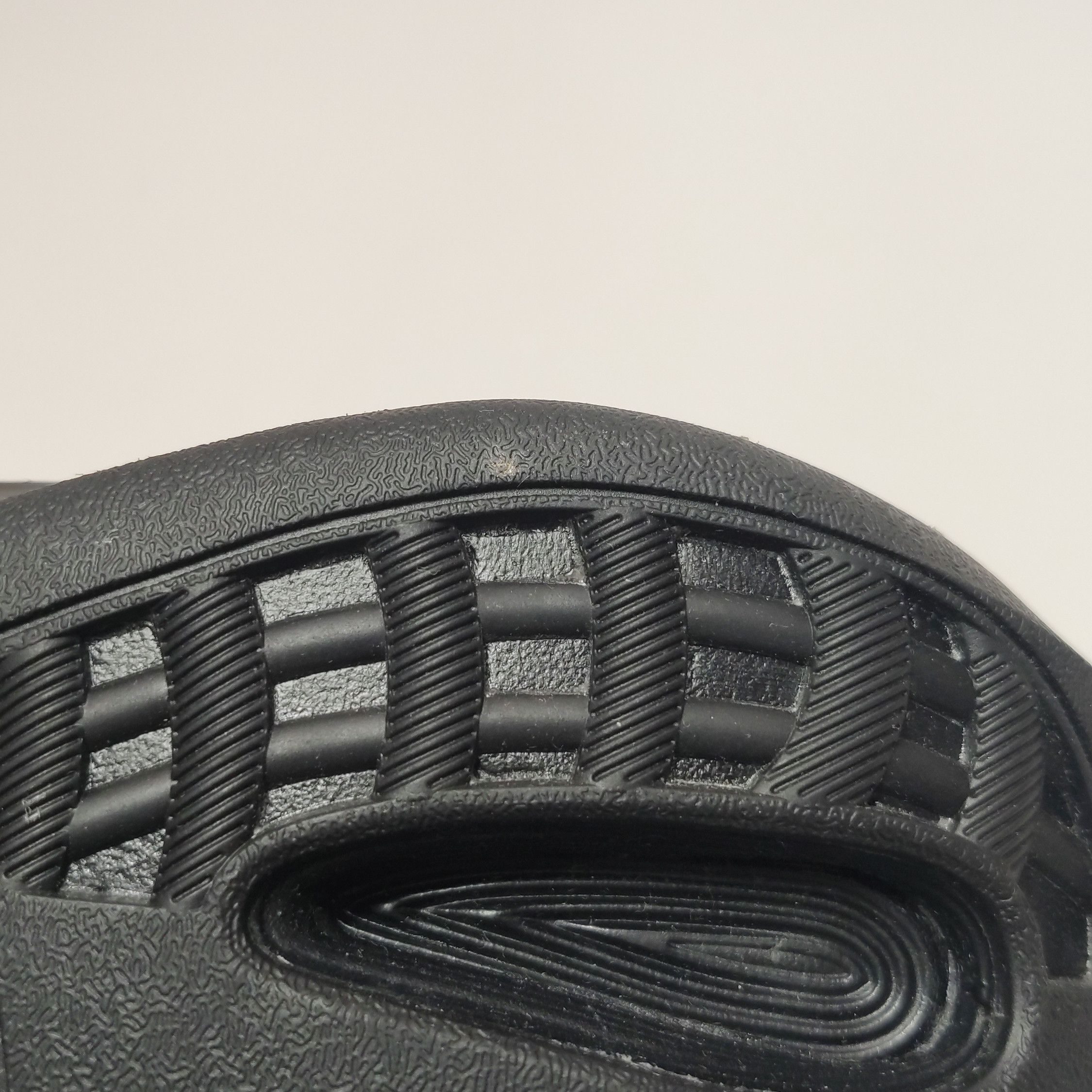 Gucci Gucci Men 6 Lowtop Sneakers Size US 6 / EU 39 - 8 Thumbnail