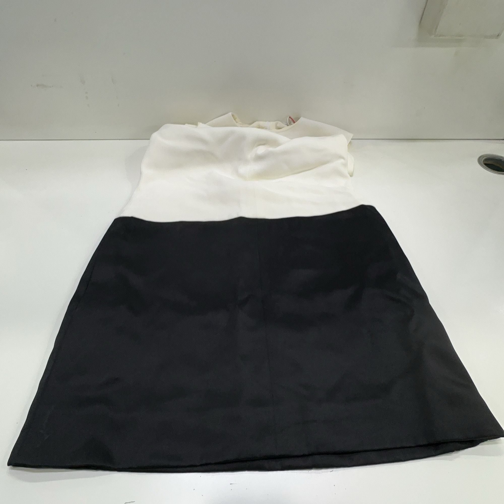 Celine Celine Two-Tone Sleeveless Mini Dress Size 36 Size XS / US 0-2 / IT 36-38 - 8 Thumbnail