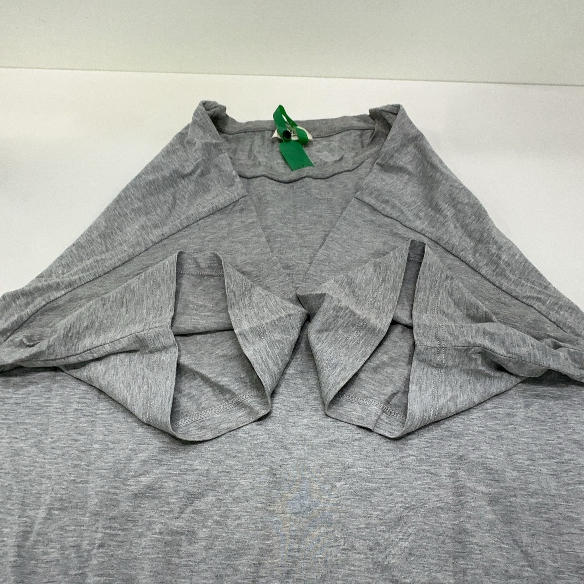 Celine CELINE Triomphe Logo T-Shirt Size XL Size US XL / EU 56 / 4 - 9 Thumbnail