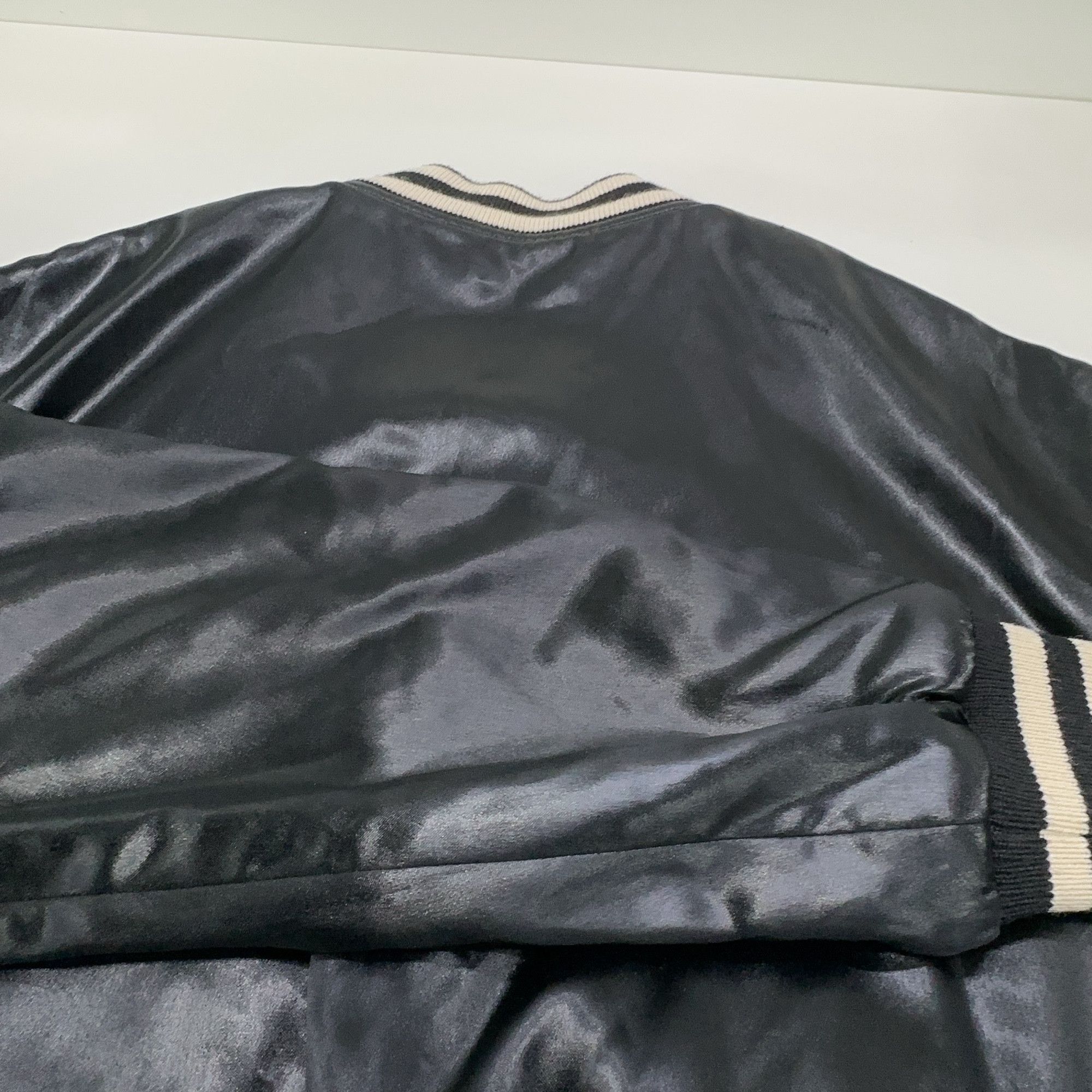 Celine CELINE Triomphe Logo Satin Bomber Jacket Size 34 Size XS / US 0-2 / IT 36-38 - 12 Thumbnail