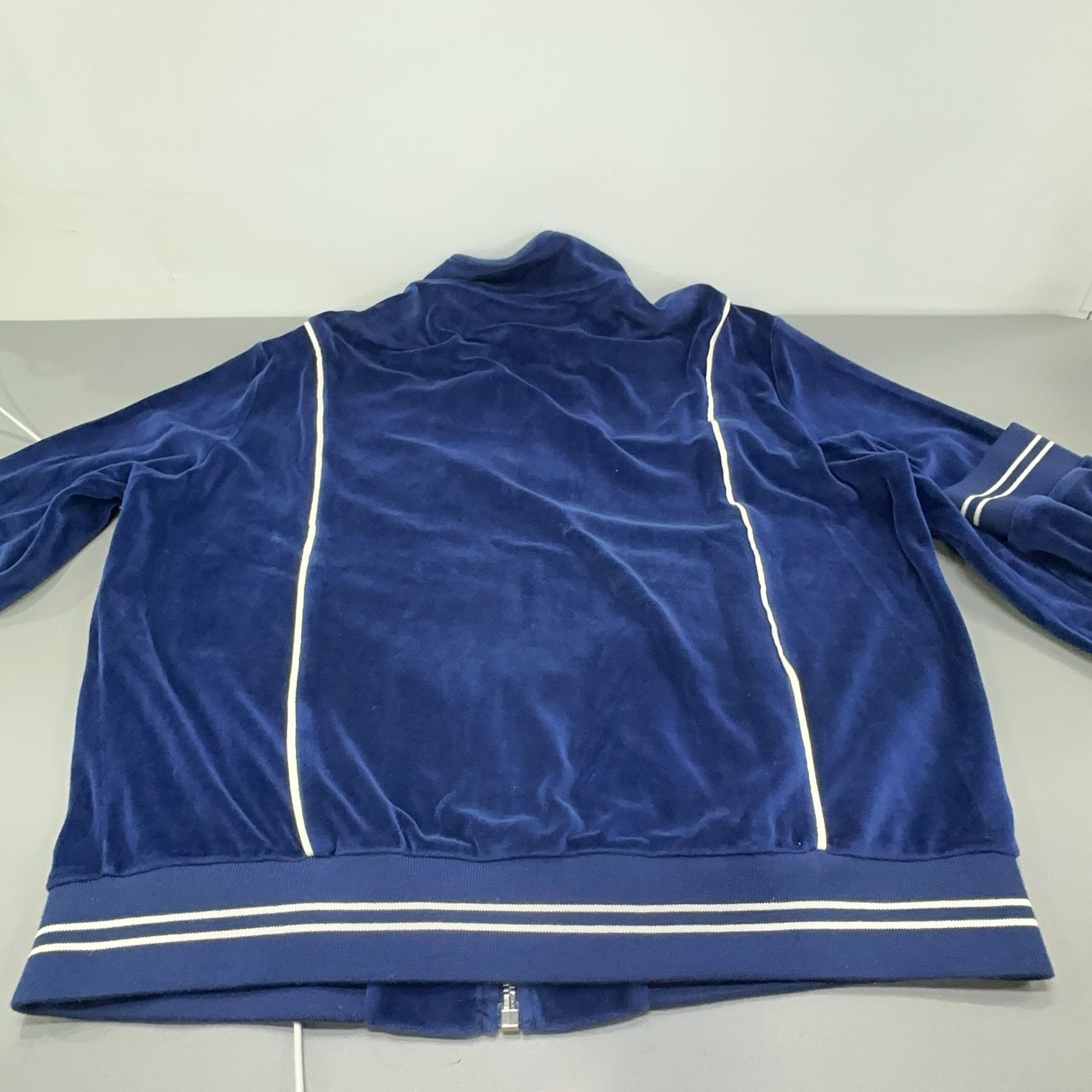 Celine Celine Velvet Logo Track Jacket Size L Size US L / EU 52-54 / 3 - 14 Thumbnail