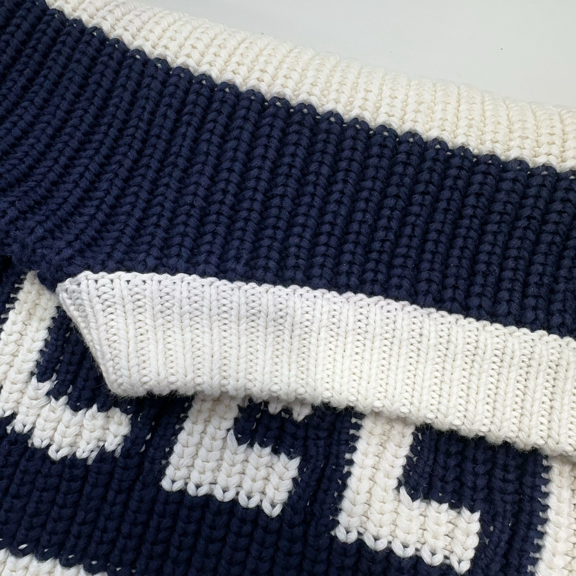 Celine Celine Striped Logo Knit Sweater Size M Size US M / EU 48-50 / 2 - 10 Thumbnail