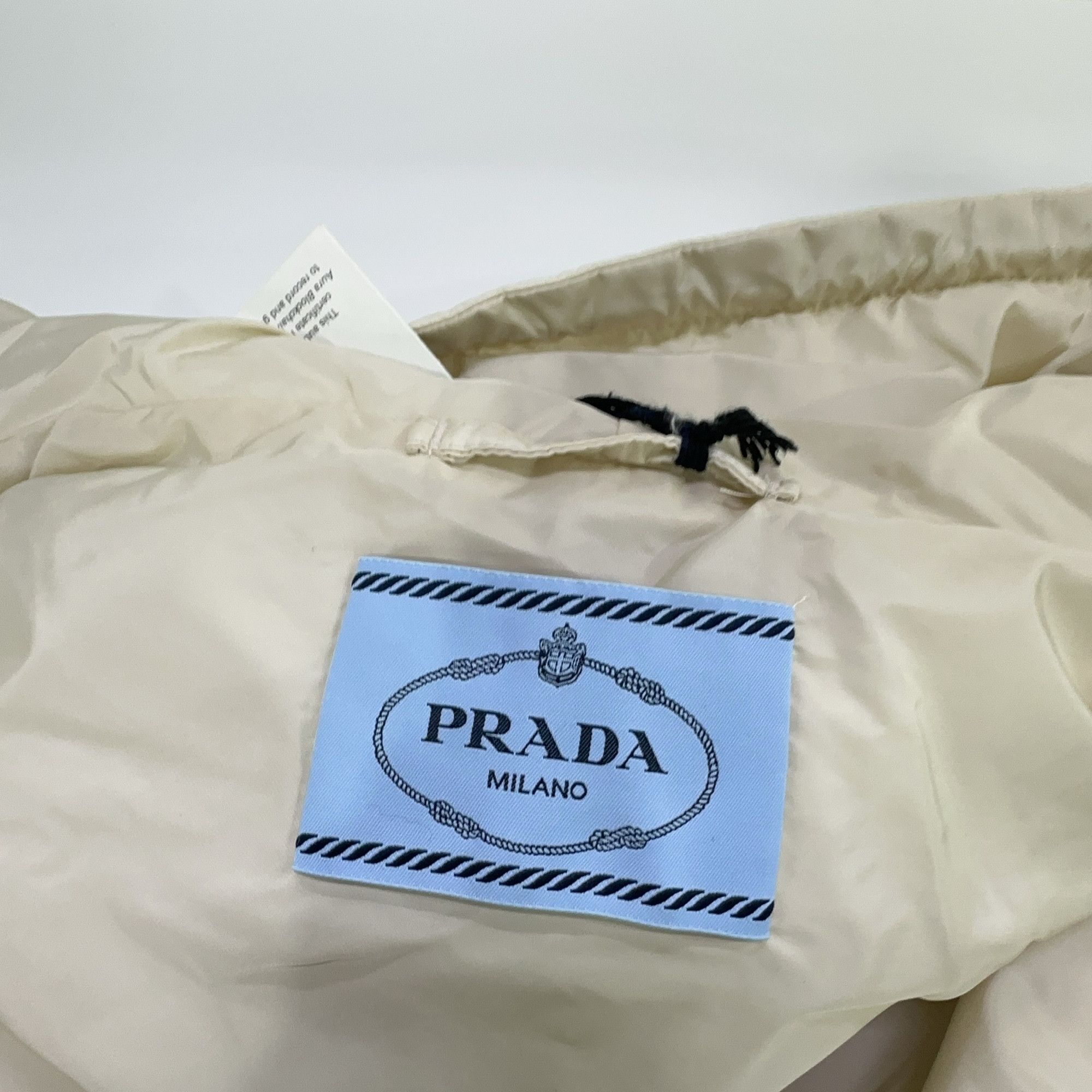 Prada Prada Re-Nylon Hooded Jacket Size 38 Size XS / US 0-2 / IT 36-38 - 6 Thumbnail