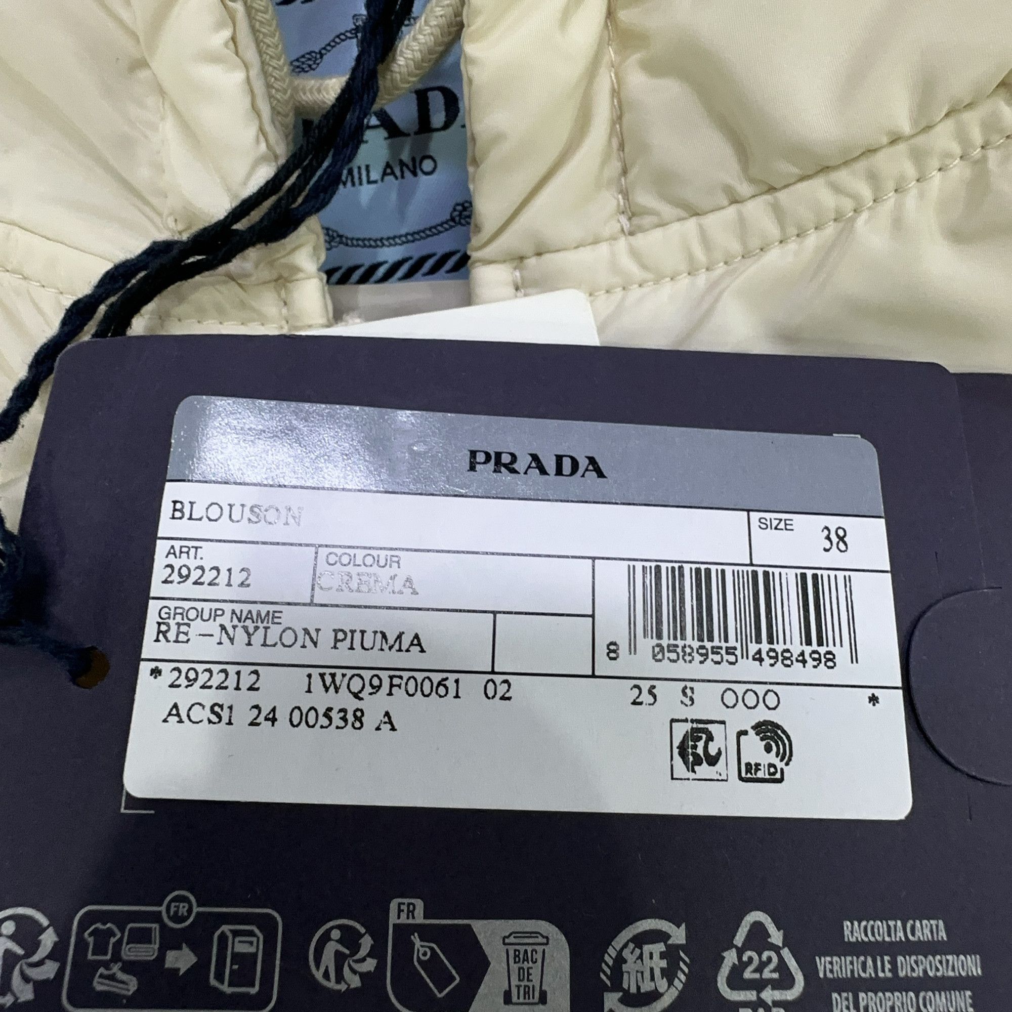 Prada Prada Re-Nylon Hooded Jacket Size 38 Size XS / US 0-2 / IT 36-38 - 5 Thumbnail