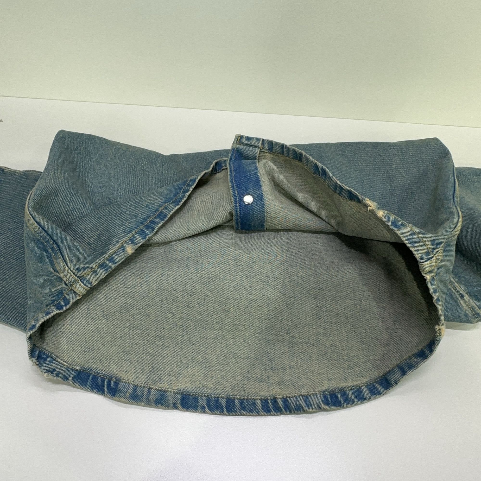 Prada Prada Logo Plaque Denim Button Up Shirt Size 42 Size M / US 6-8 / IT 42-44 - 11 Thumbnail