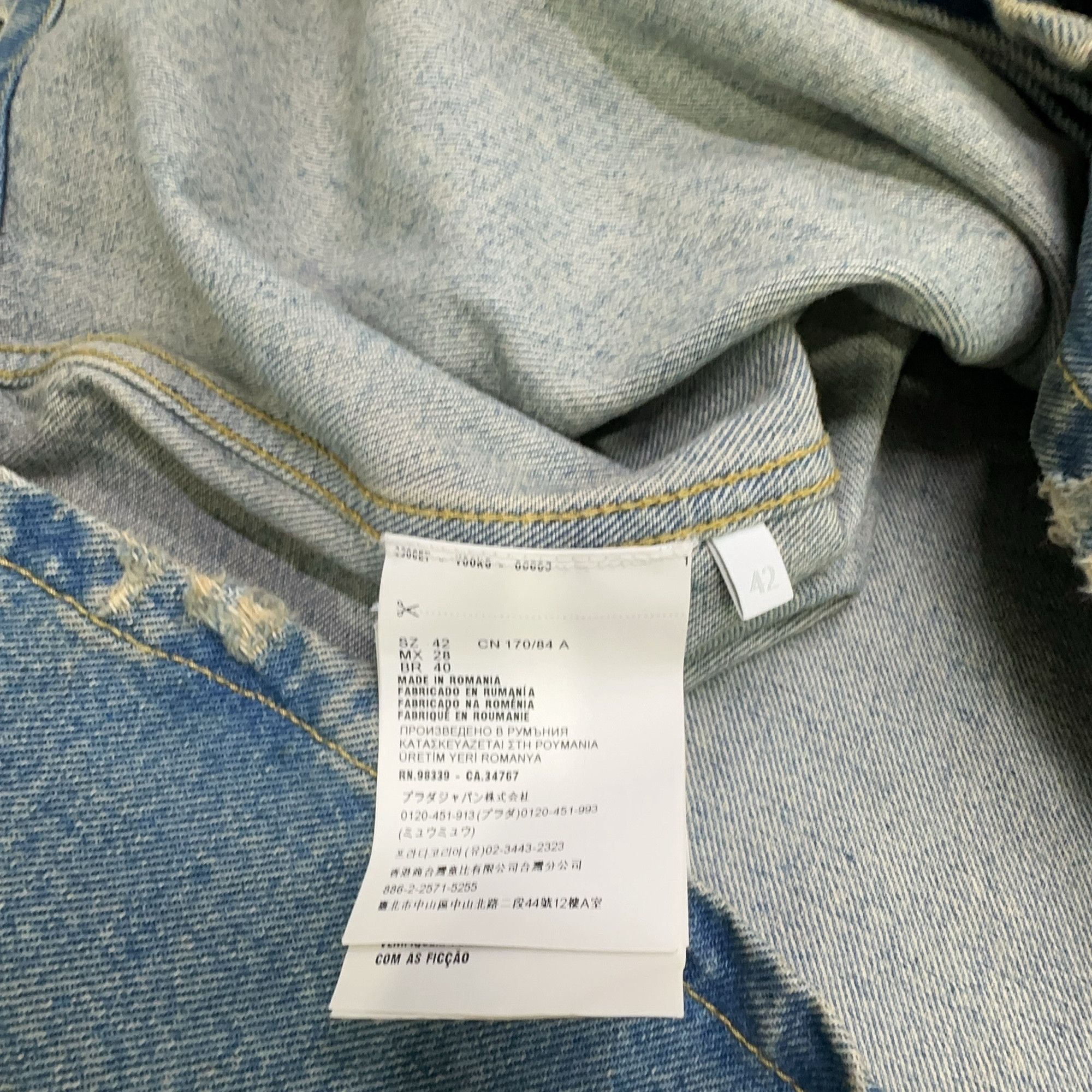 Prada Prada Logo Plaque Denim Button Up Shirt Size 42 Size M / US 6-8 / IT 42-44 - 4 Thumbnail