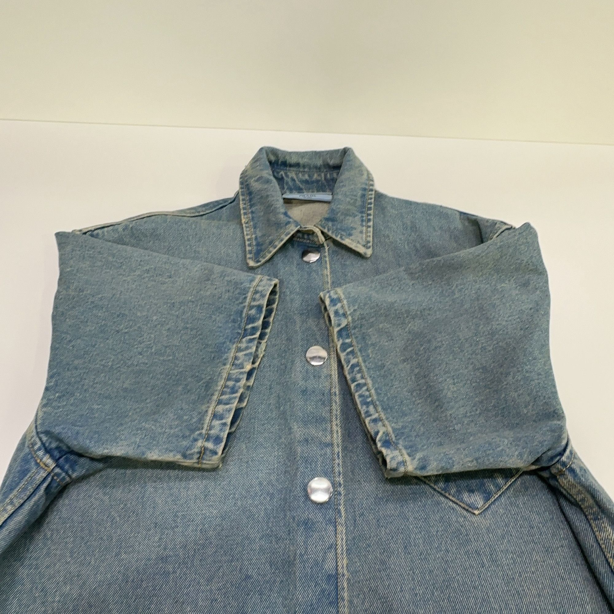 Prada Prada Logo Plaque Denim Button Up Shirt Size 42 Size M / US 6-8 / IT 42-44 - 7 Thumbnail