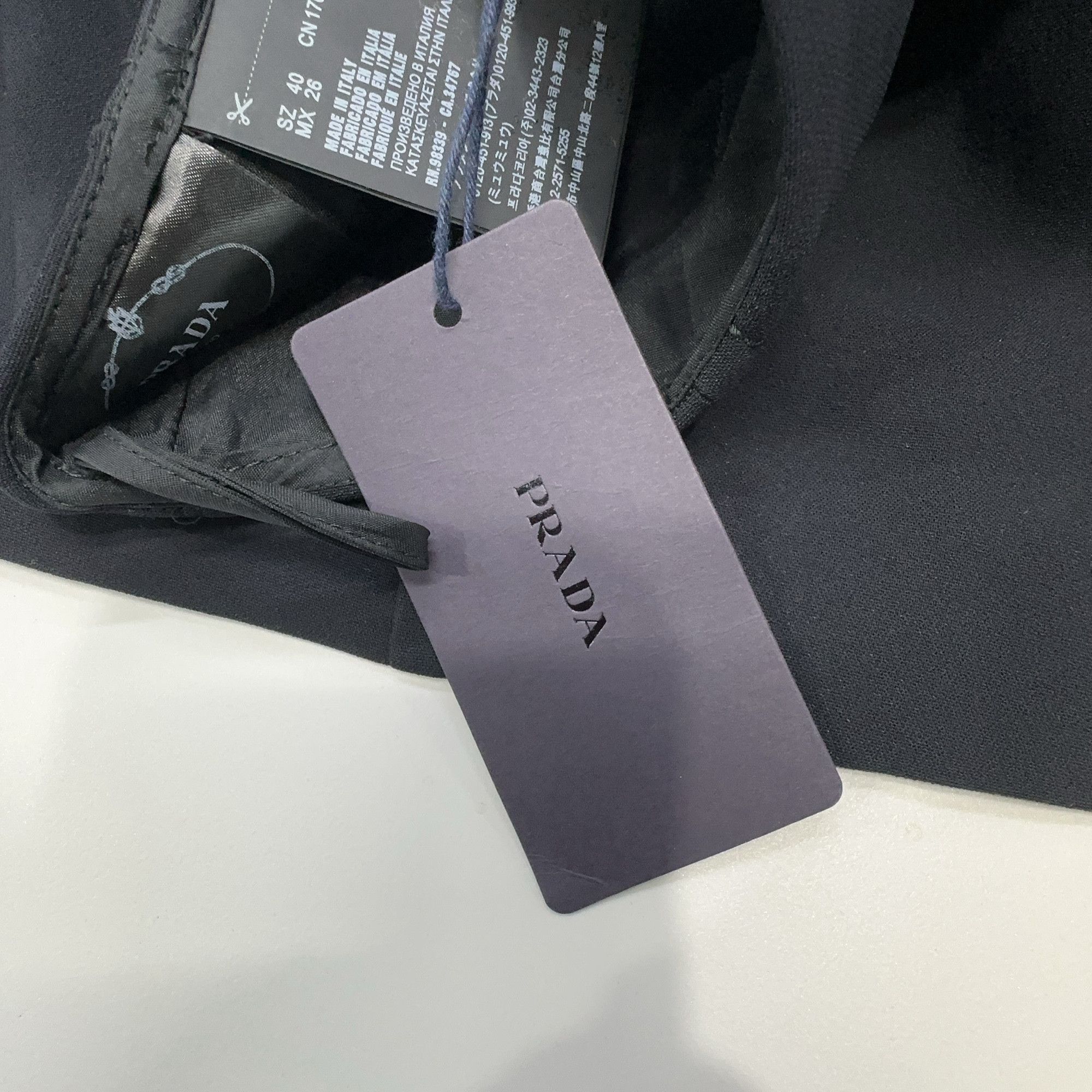 Prada Prada Solid Mini Skirt Size 40 Size 27" / US 4 / IT 40 - 3 Thumbnail