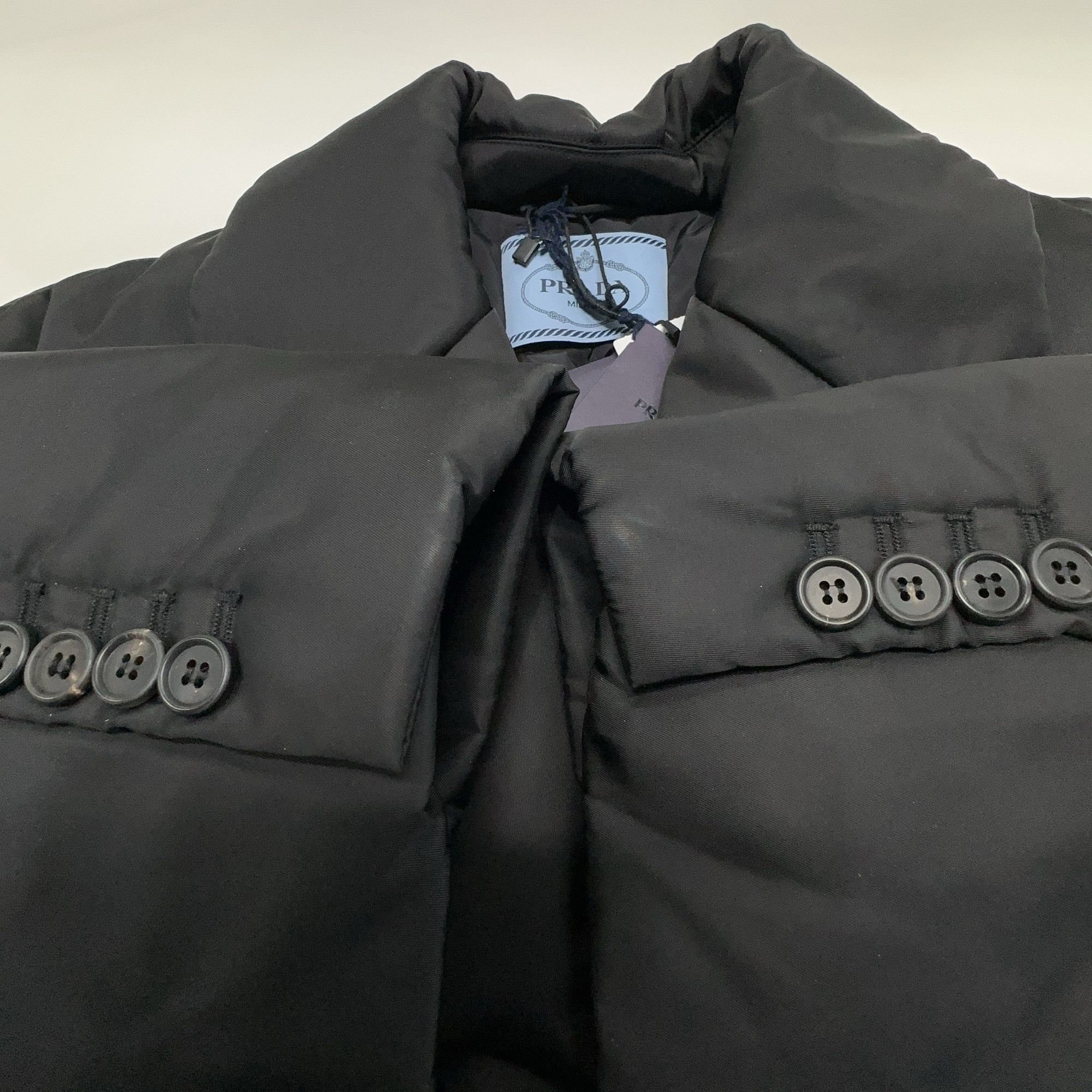 Prada Prada Re-Nylon Padded Jacket Size 44 Size M / US 6-8 / IT 42-44 - 8 Thumbnail