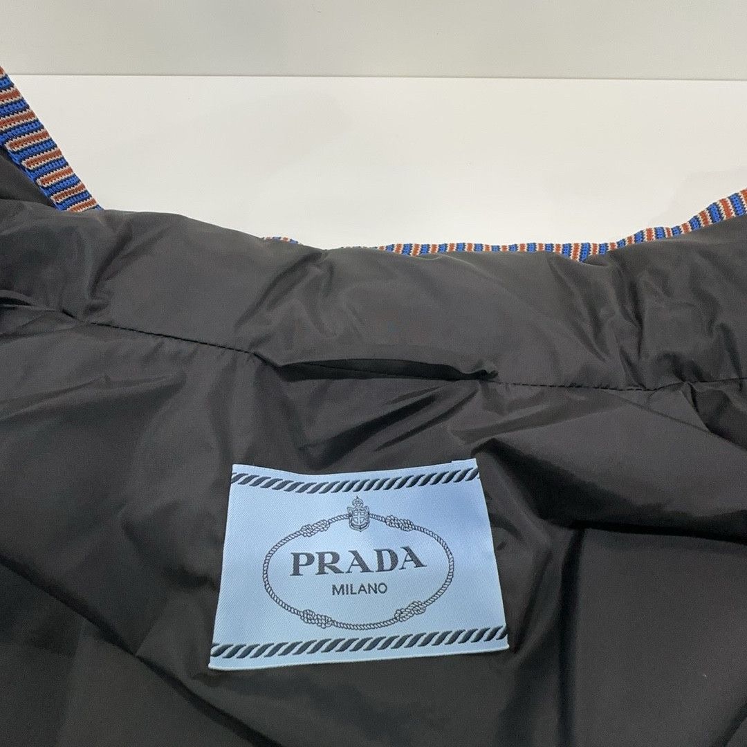 Prada Prada Re-Nylon Plaid Jacket Size 36 Size XS / US 0-2 / IT 36-38 - 3 Thumbnail