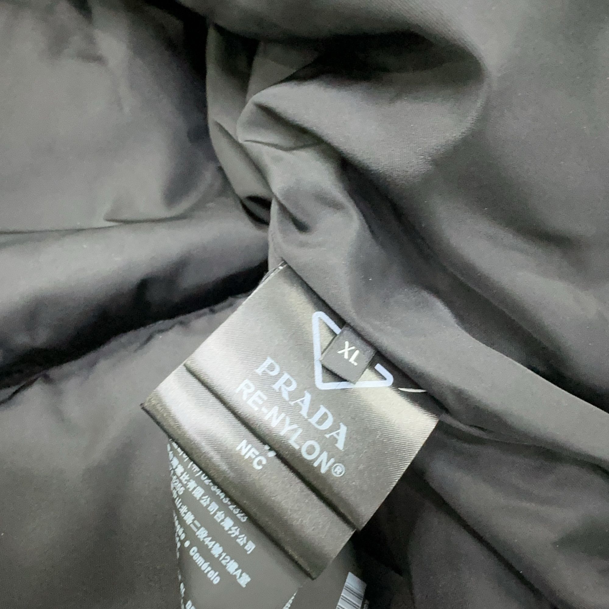 Prada Prada Re-Nylon Down Jacket Size XL Size US XL / EU 56 / 4 - 4 Thumbnail
