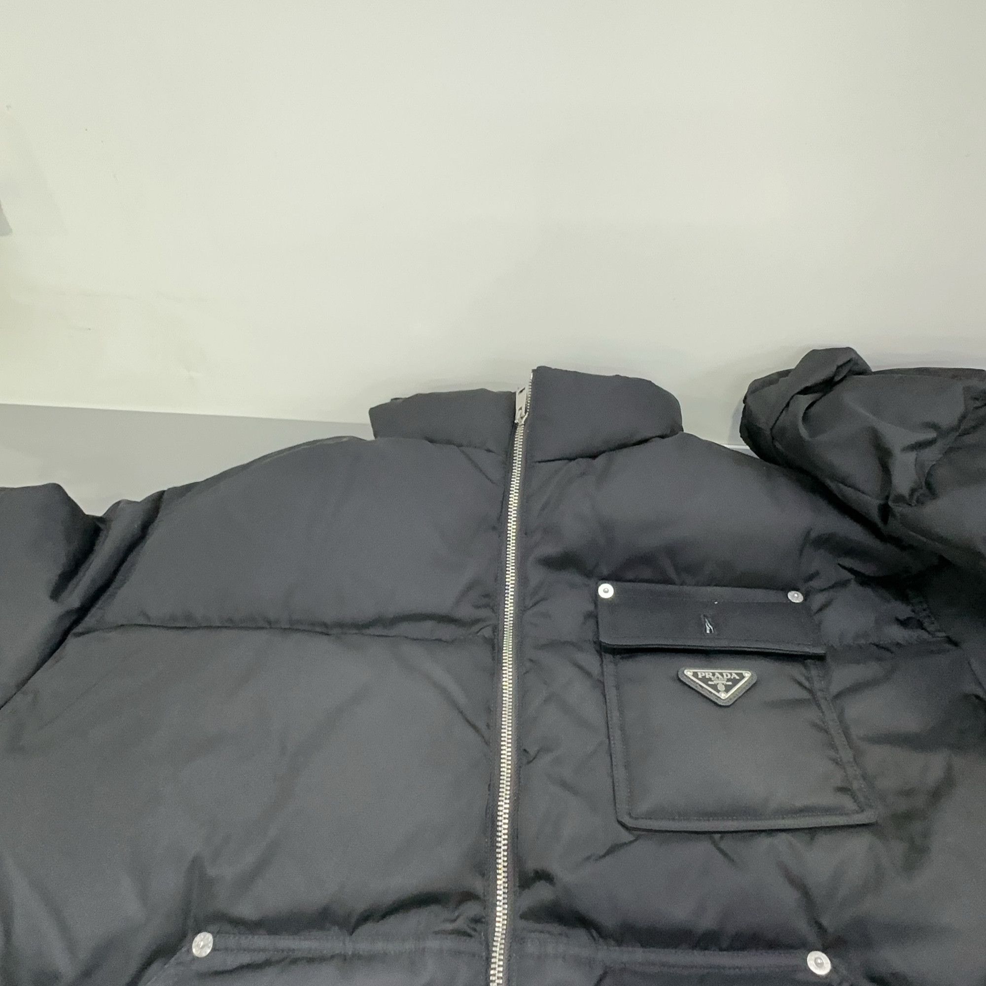 Prada Prada Re-Nylon Down Jacket Size XL Size US XL / EU 56 / 4 - 9 Thumbnail