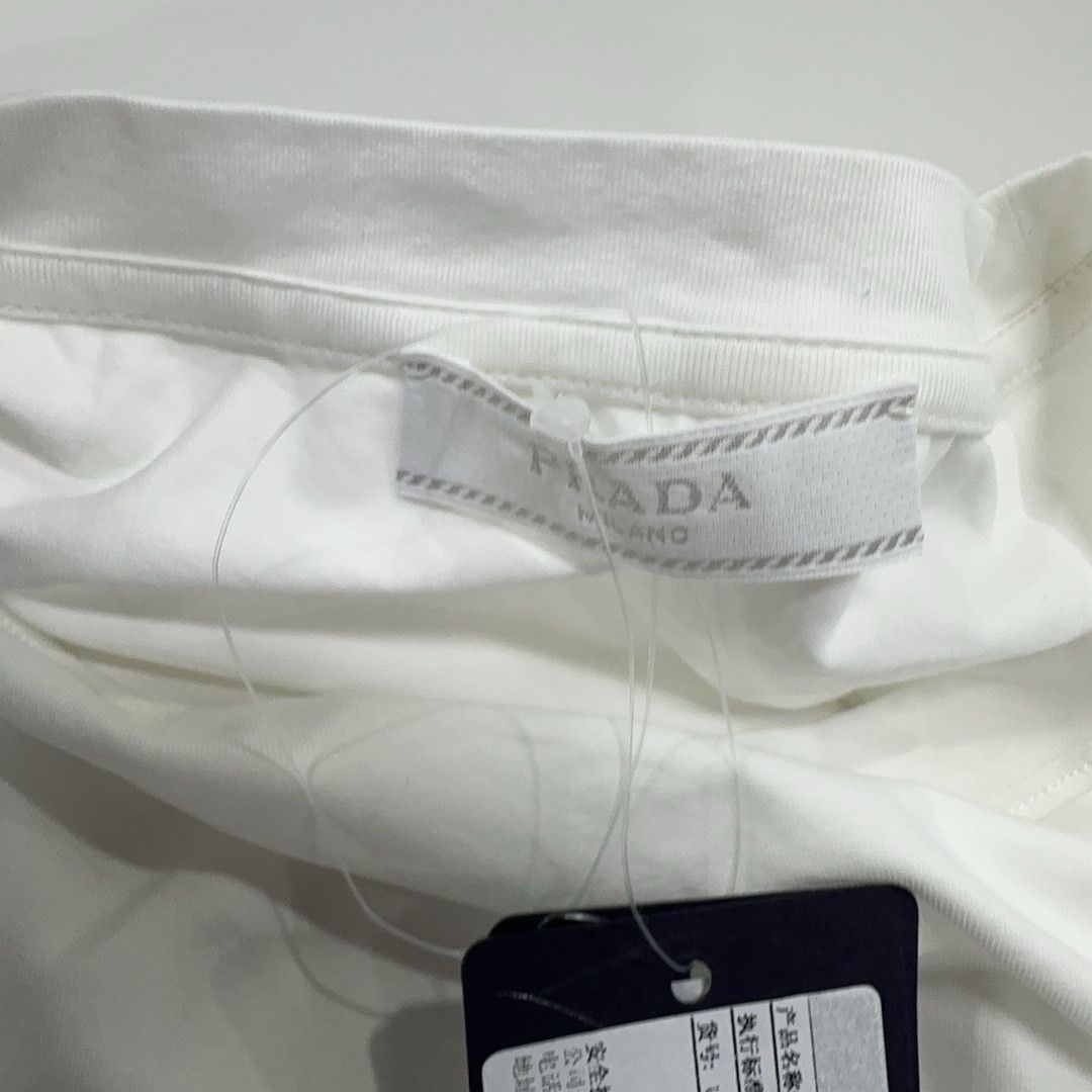Prada Prada White Logo T-Shirt Size XS Size US XS / EU 42 / 0 - 5 Thumbnail