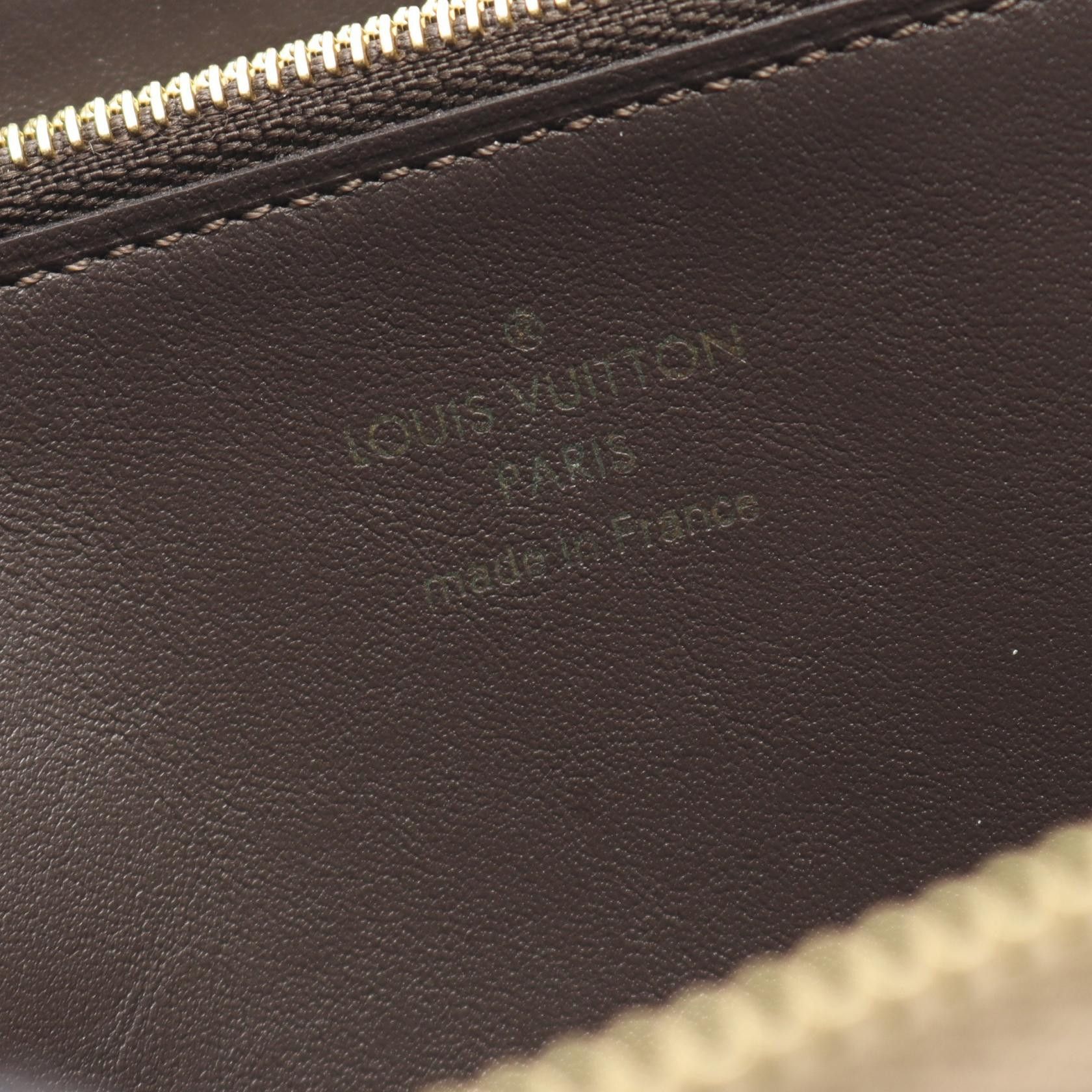 Louis Vuitton Louis Vuitton Louis Vuitton Portefeuille Comete Long Wallet Leather Long Wallet M63104 DUTY FREE for USA Size ONE SIZE - 4 Thumbnail
