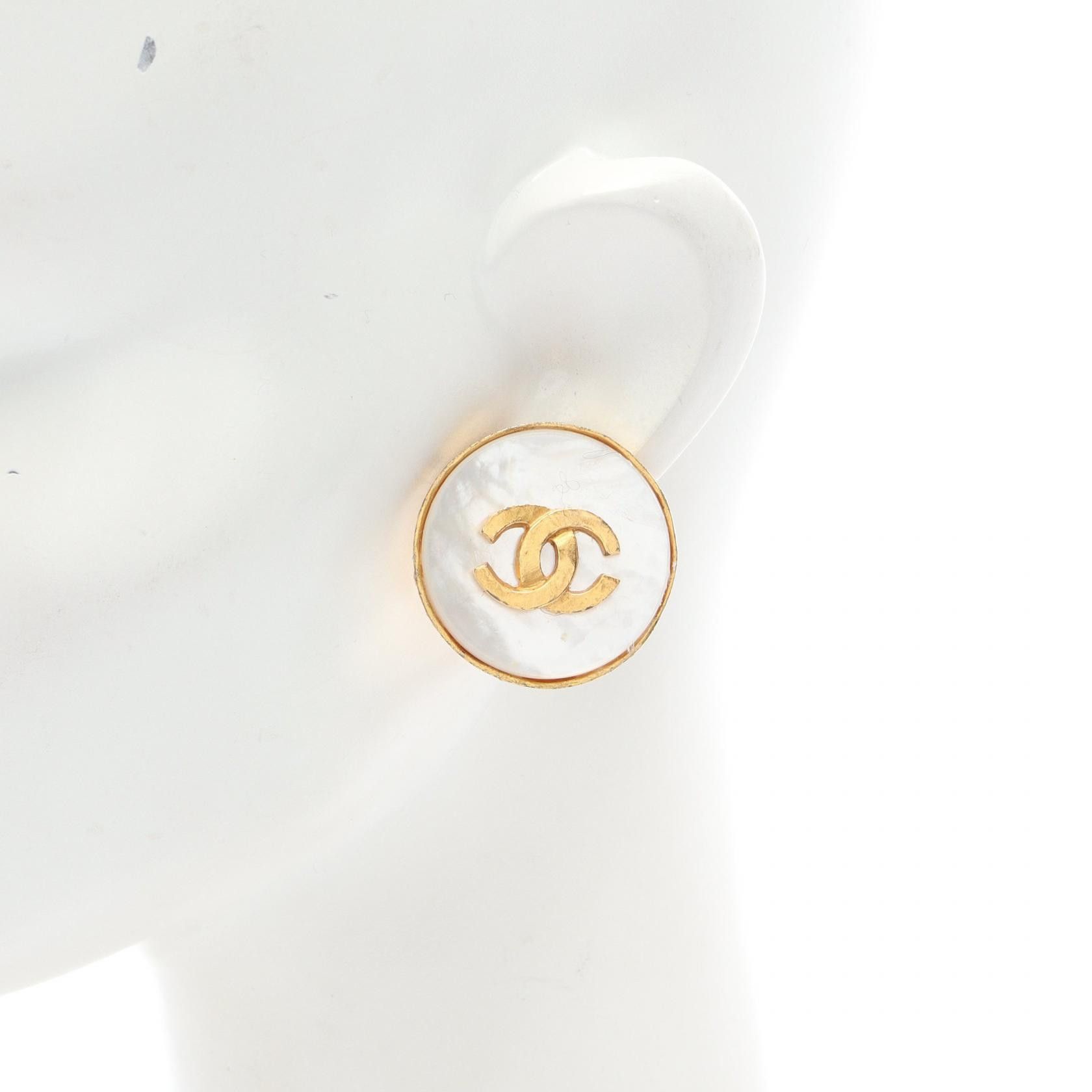 Chanel Chanel Chanel Coco Mark Shell Earrings Metal Earrings DUTY FREE for USA Size ONE SIZE - 4 Thumbnail