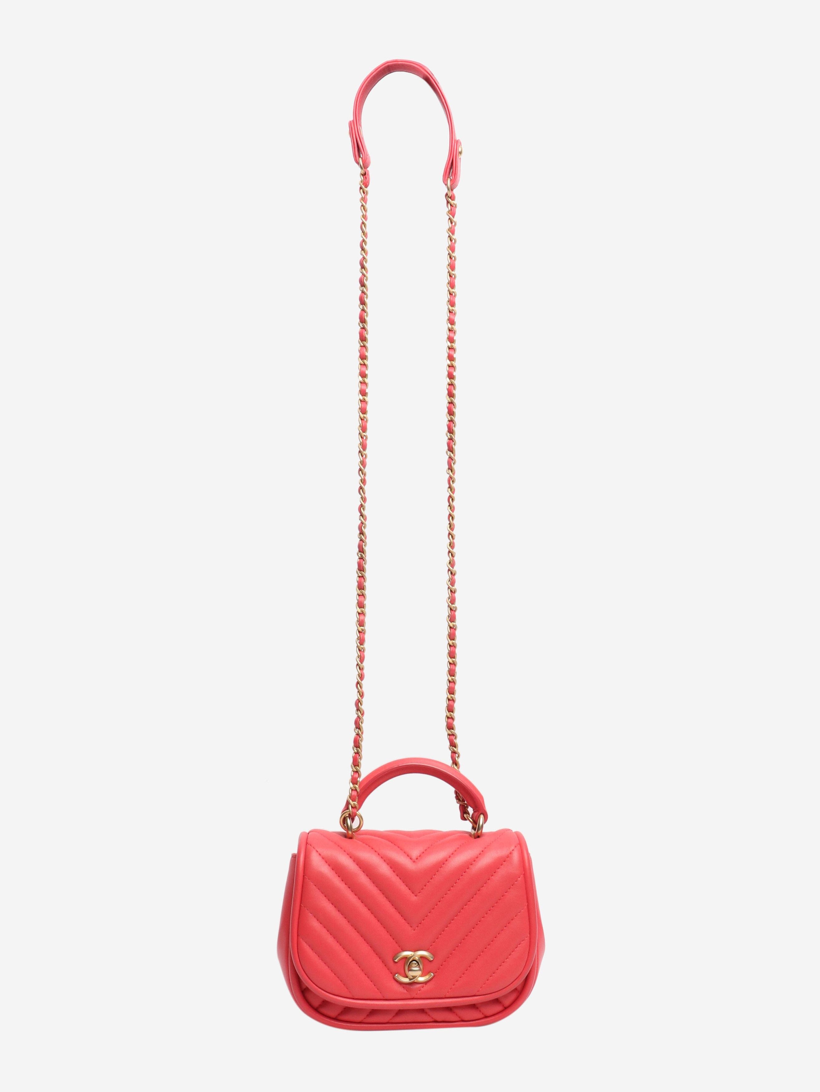 Chanel Pink 2017 chevron v-stitch lambskin shoulder bag Size ONE SIZE - 2 Thumbnail