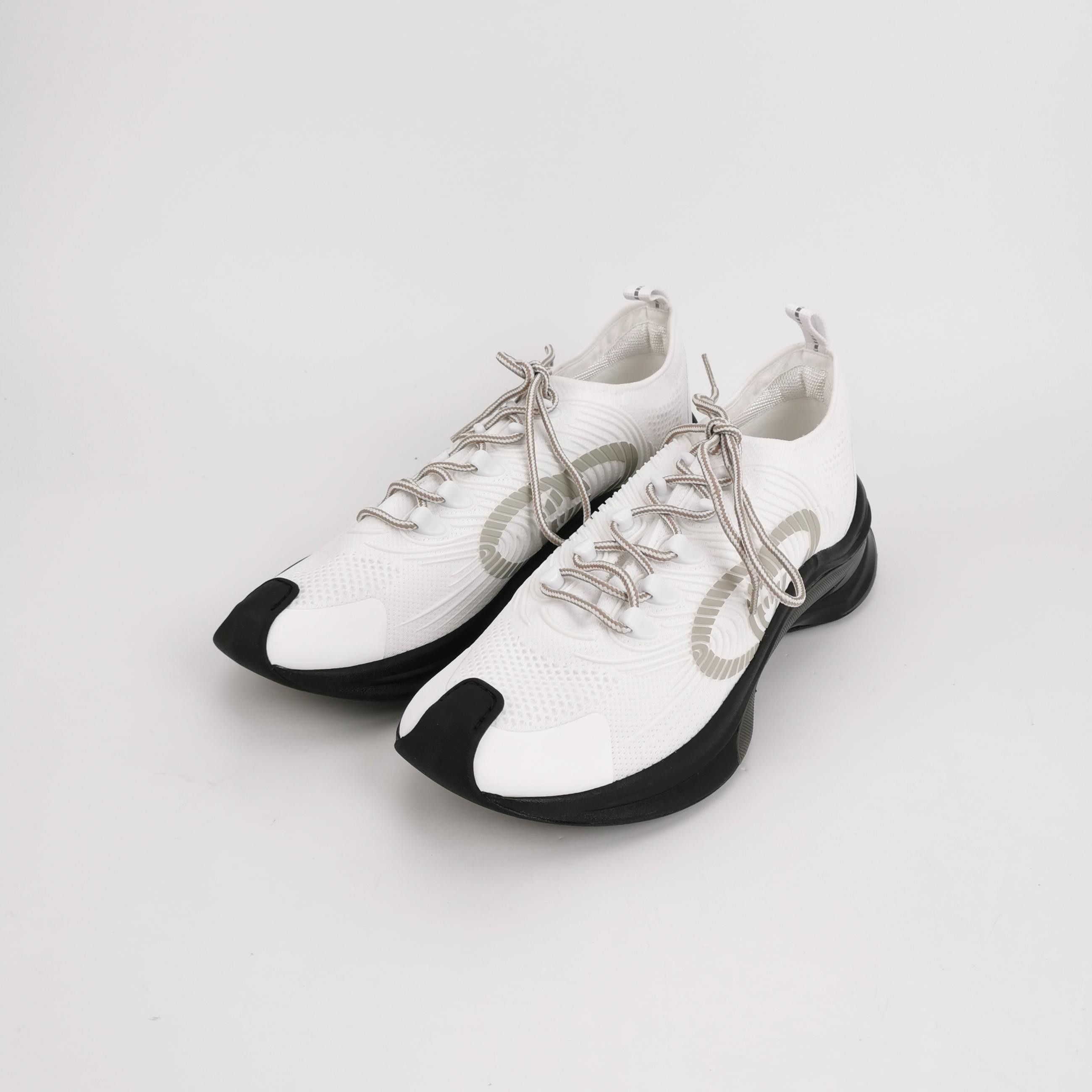 Gucci Gucci Men 11 Lowtop Sneakers Size US 11 / EU 44 - 2 Thumbnail