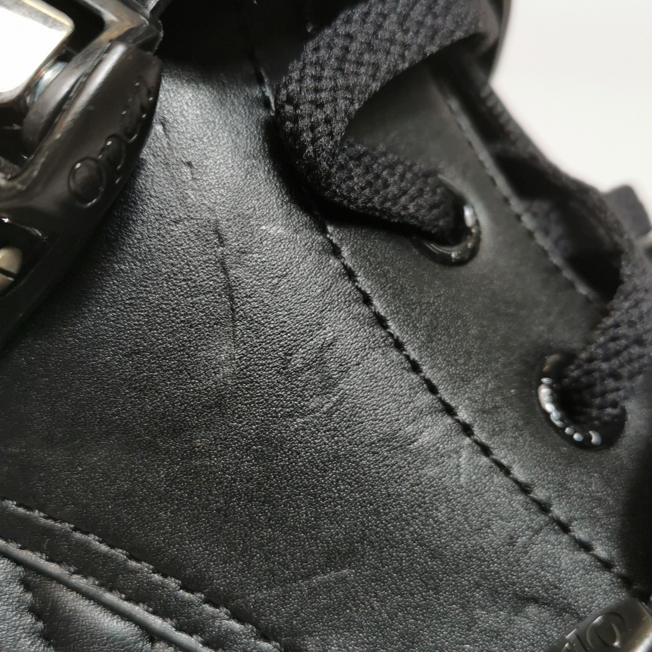 Gucci Gucci Men 6 Lowtop Sneakers Size US 6 / EU 39 - 10 Thumbnail