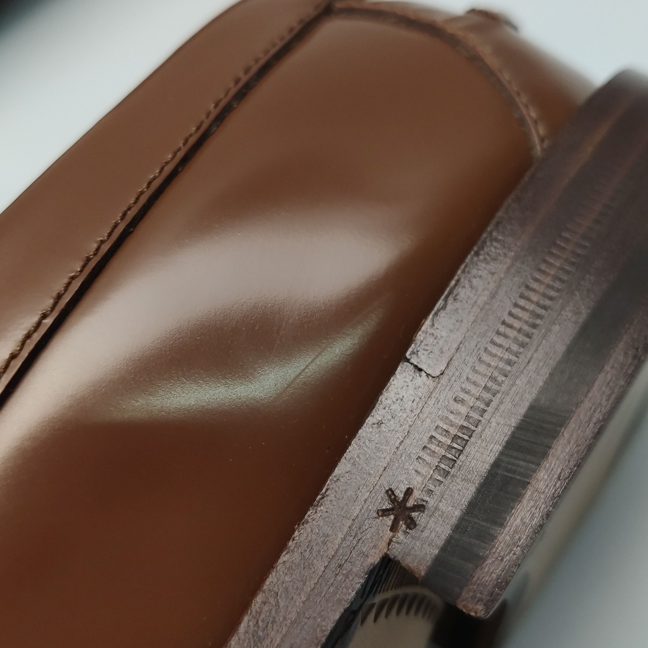 Gucci Gucci Men 9 Leather Size US 9 / EU 42 - 8 Thumbnail