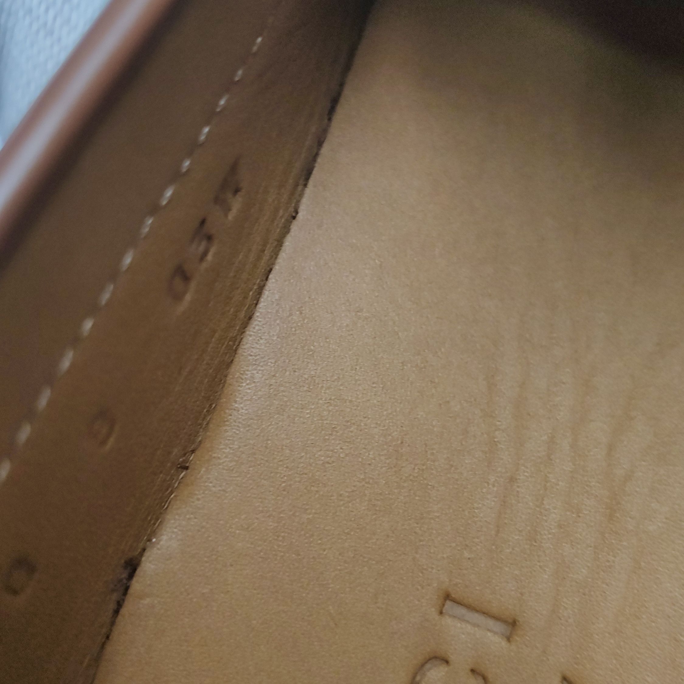Gucci Gucci Men 9 Leather Size US 9 / EU 42 - 13 Thumbnail