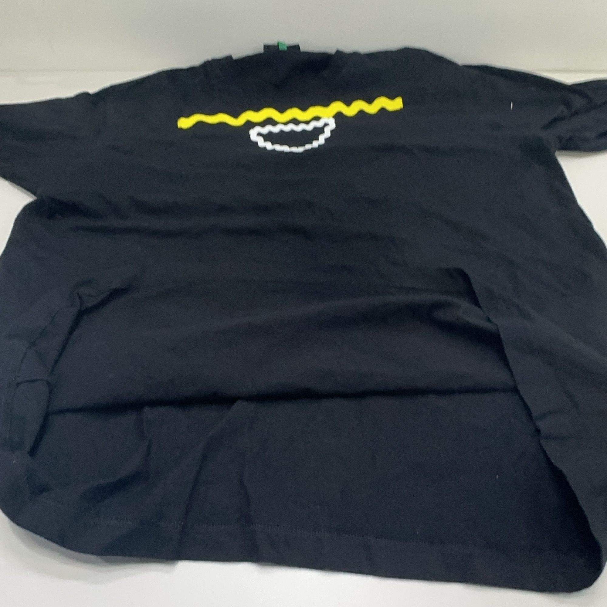 Prada Prada Wavy Graphic T-Shirt Size L Size US L / EU 52-54 / 3 - 8 Thumbnail