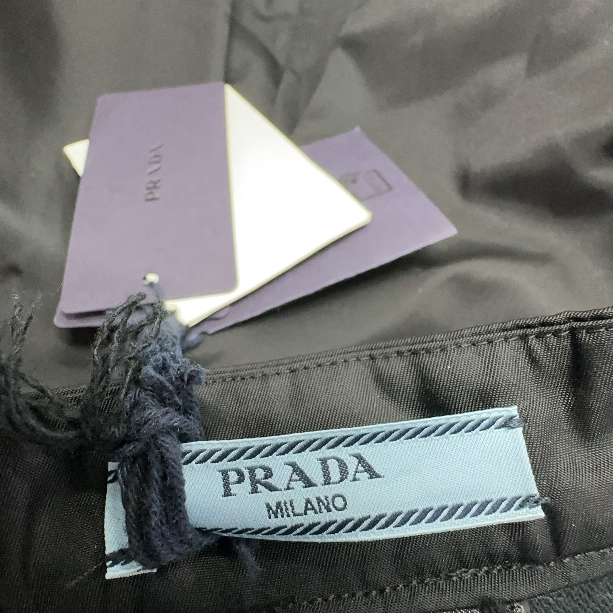 Prada Prada Re-Nylon Pleated Midi Skirt Size 40 Size 27" / US 4 / IT 40 - 4 Thumbnail
