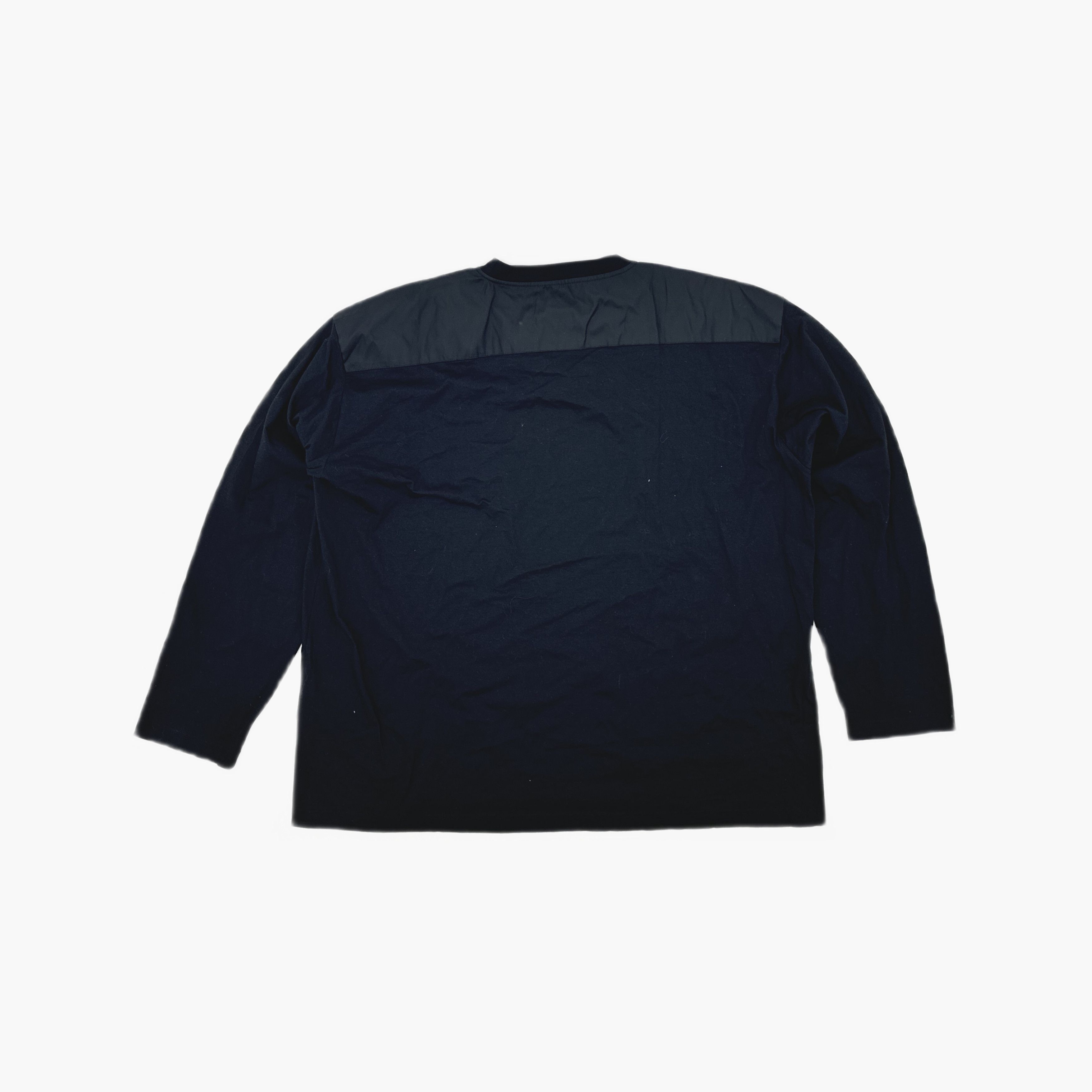 Prada Prada Logo Patch Long Sleeve T-Shirt Size XL Size US XL / EU 56 / 4 - 2 Thumbnail