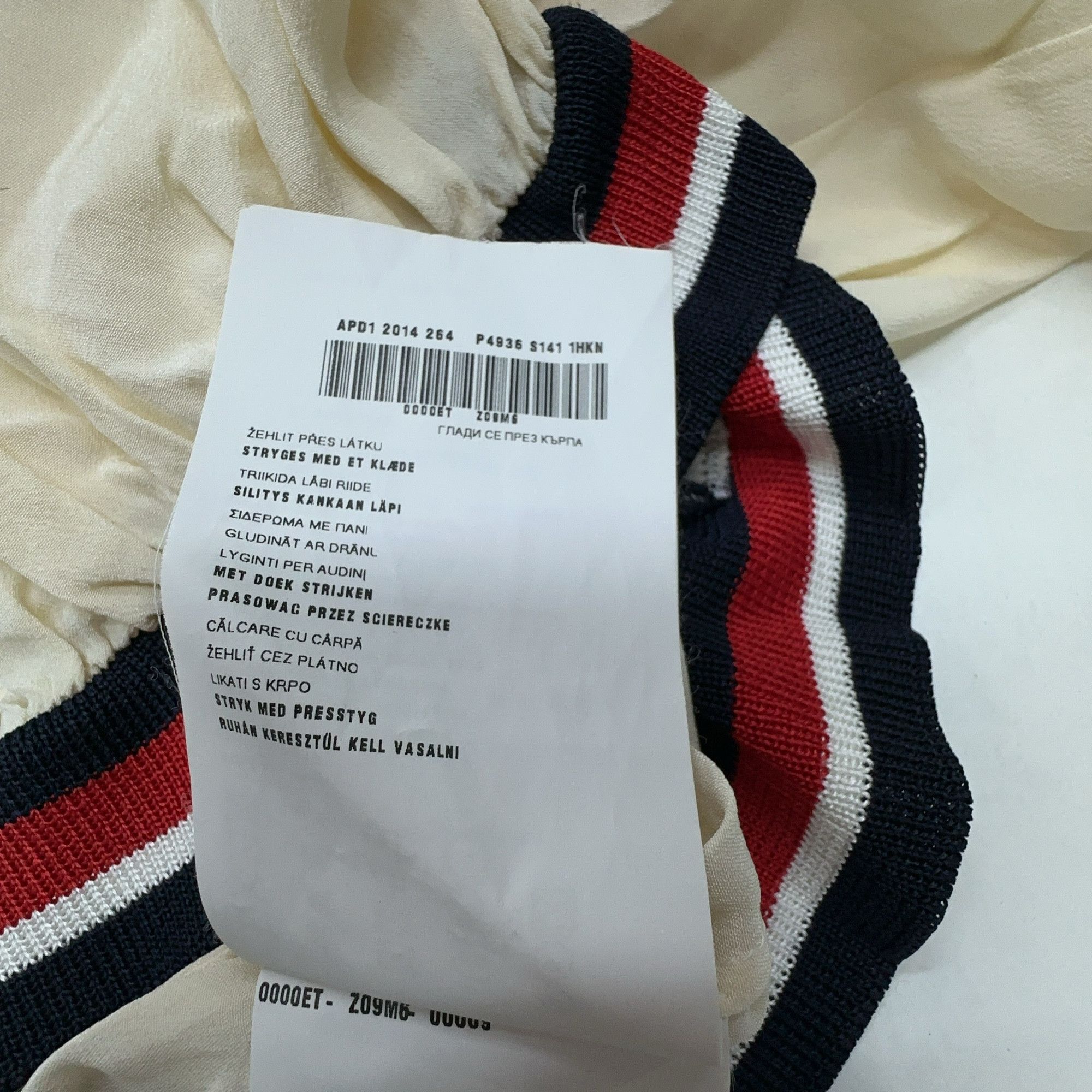Prada Prada Crepe de Chine Collar Blouse Size 40 Size S / US 4 / IT 40 - 4 Thumbnail