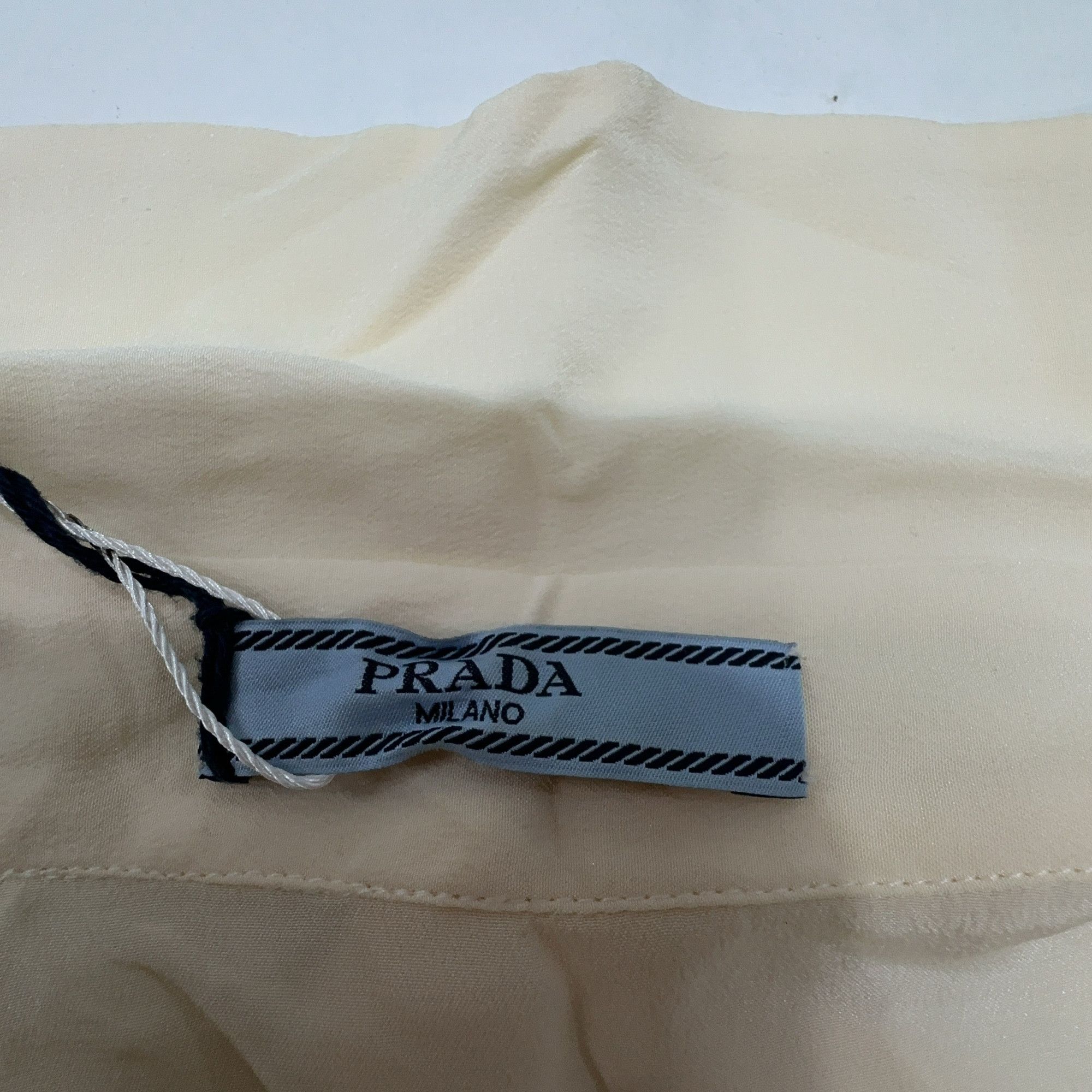 Prada Prada Crepe de Chine Collar Blouse Size 40 Size S / US 4 / IT 40 - 5 Thumbnail