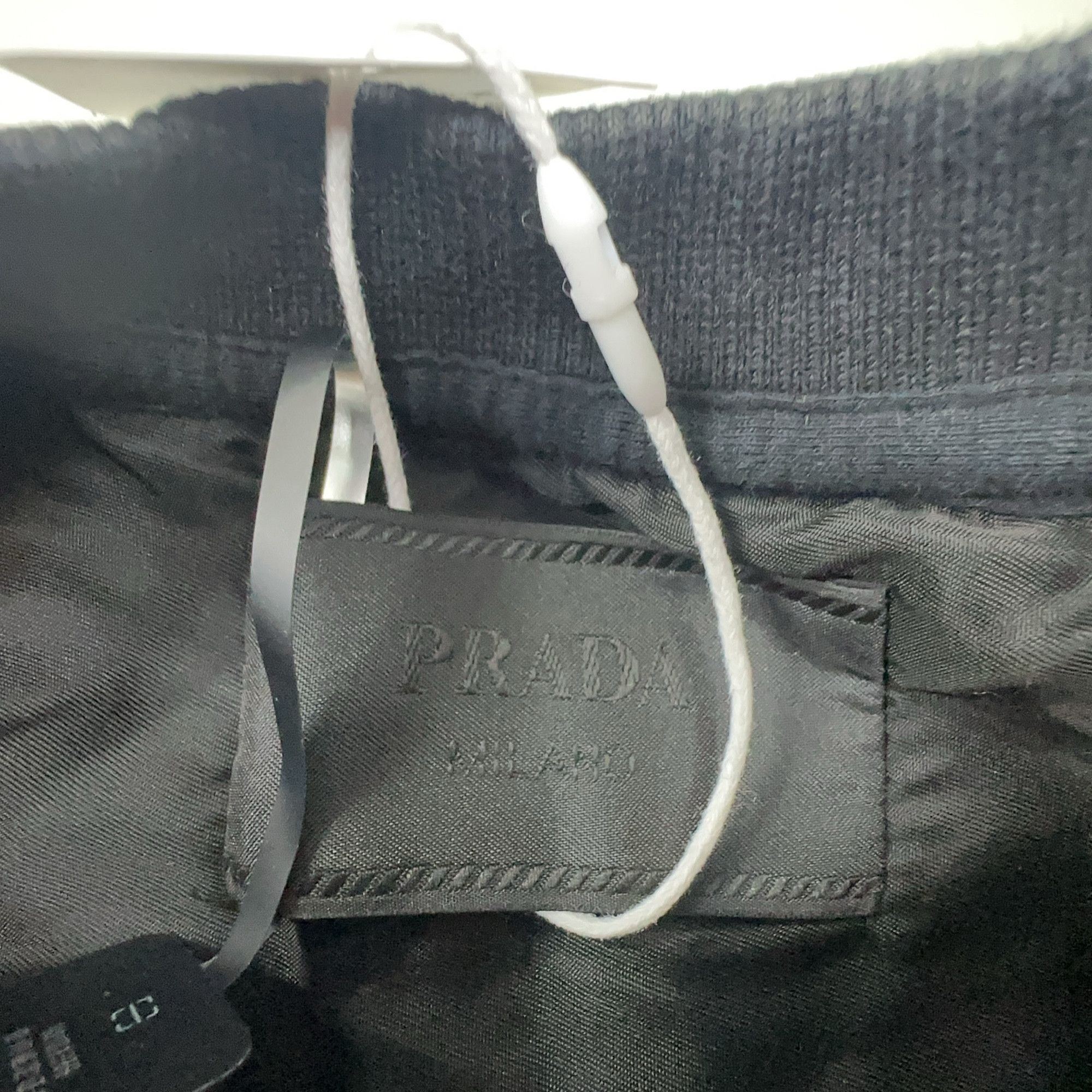 Prada Prada Logo Intarsia Sweatshirt Size S Size US S / EU 44-46 / 1 - 5 Thumbnail