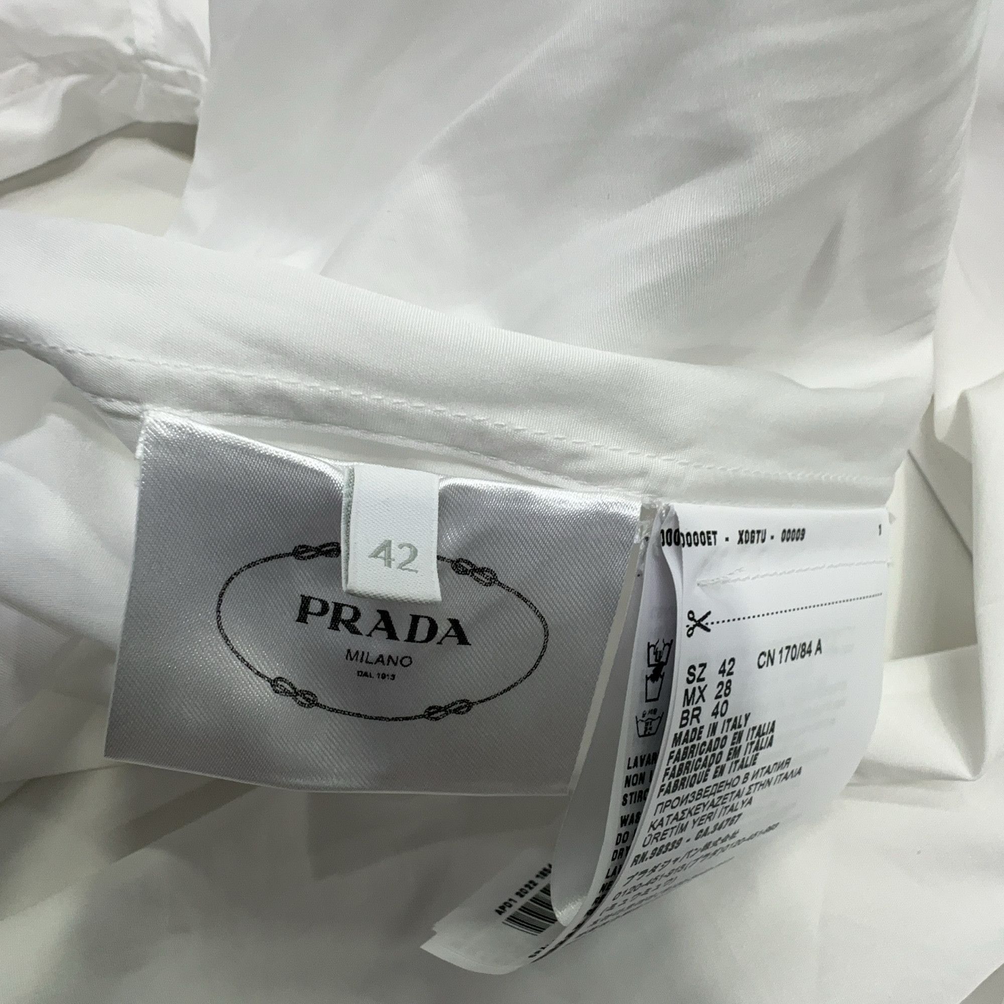 Prada Prada White Cotton Pocket Button Up Shirt Size 42 Size M / US 6-8 / IT 42-44 - 4 Thumbnail