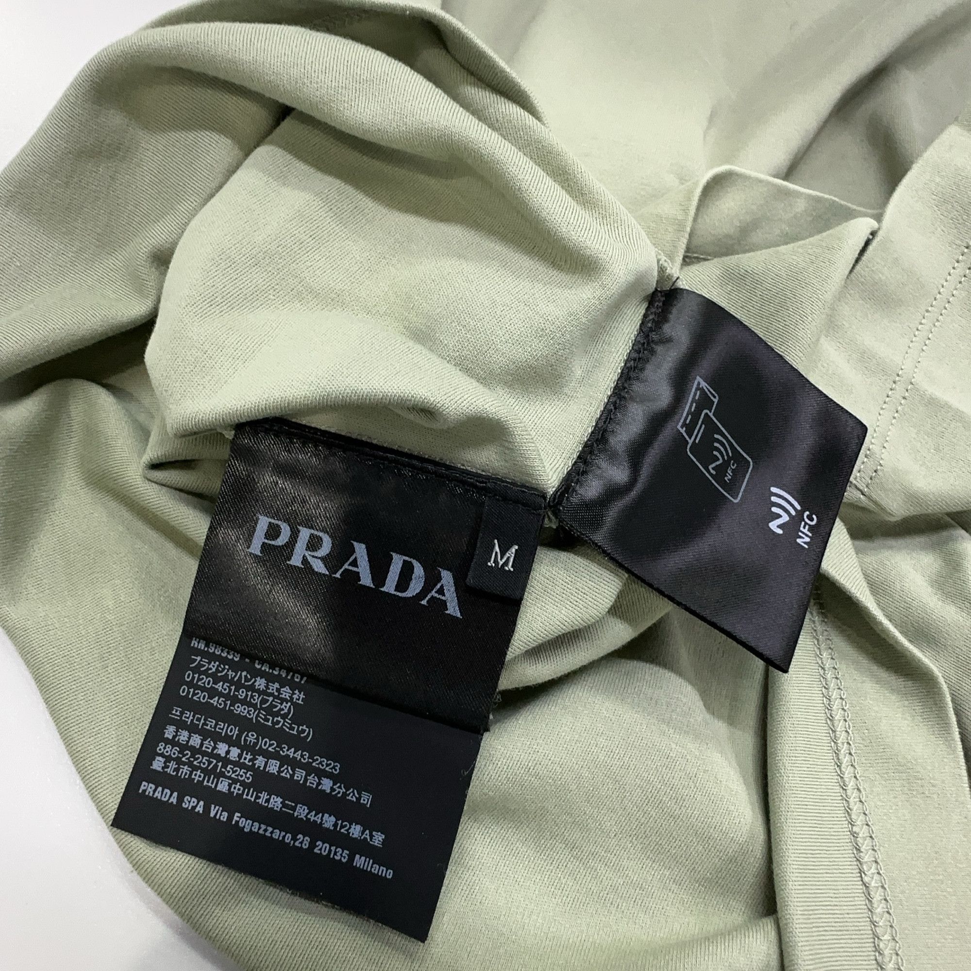 Prada Prada Triangle Logo T-Shirt Size M Size US M / EU 48-50 / 2 - 4 Thumbnail
