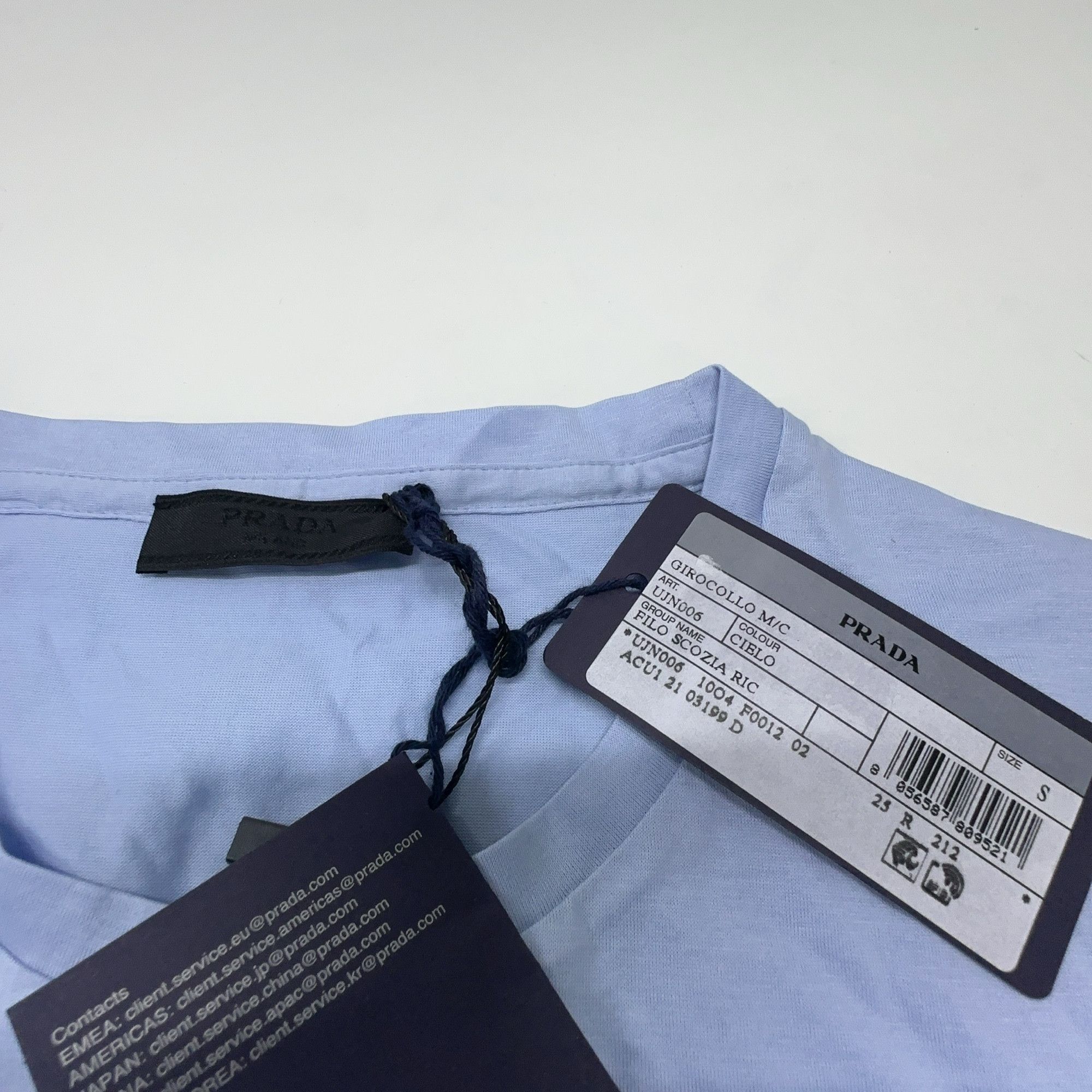 Prada Prada Logo Pocket T-Shirt Size S Size US S / EU 44-46 / 1 - 3 Thumbnail