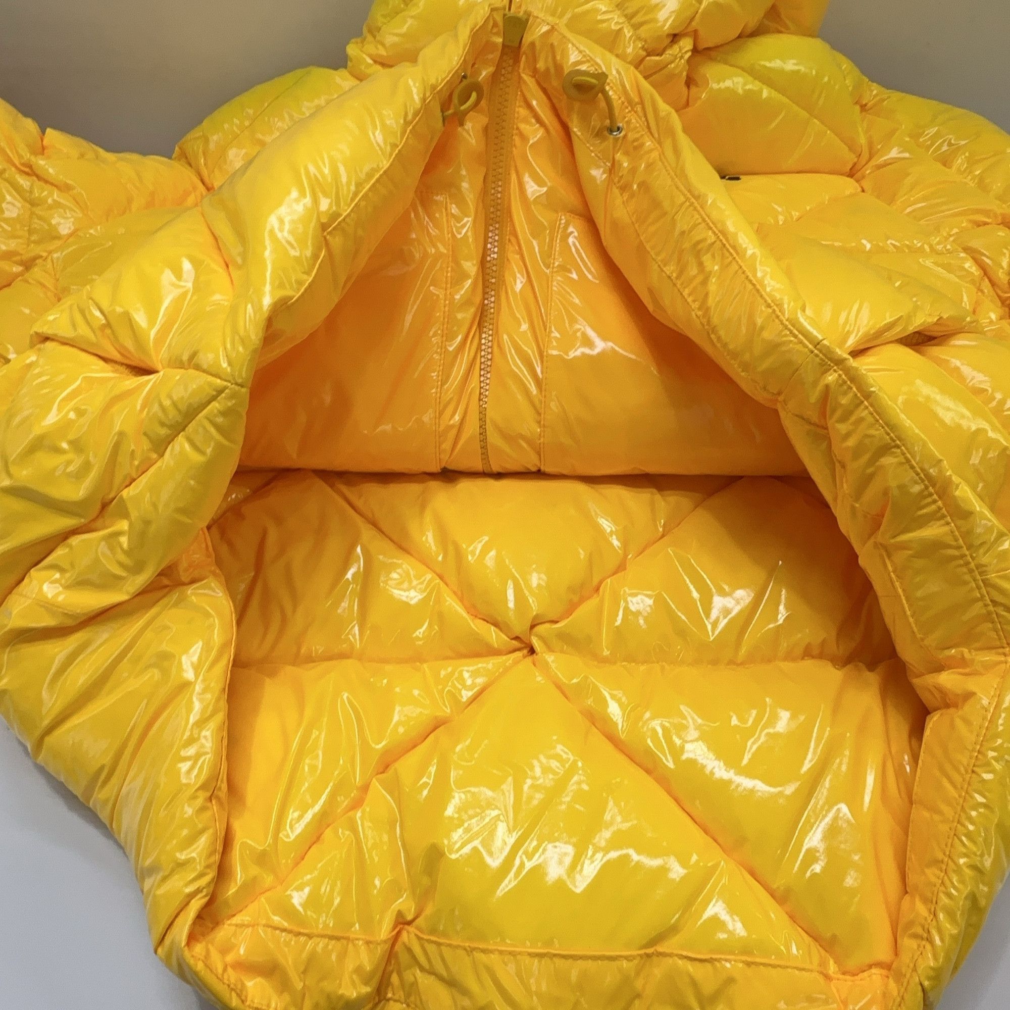 Prada Prada Yellow Logo Down Jacket Size 40 Size S / US 4 / IT 40 - 11 Thumbnail
