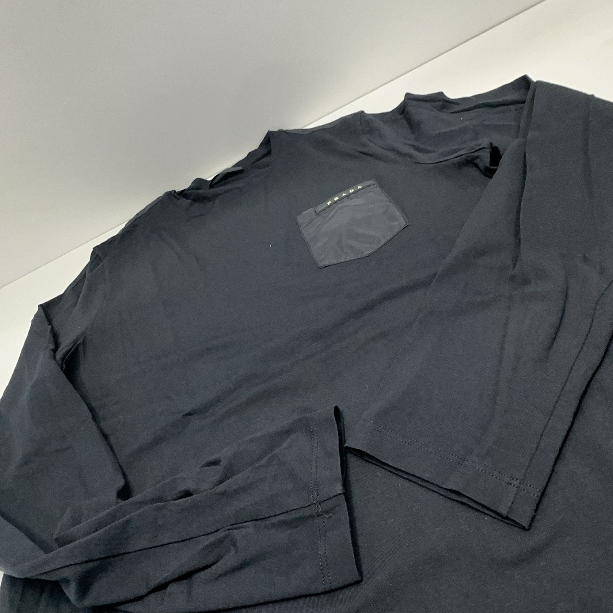 Prada Prada Black Chest Pocket Long Sleeve T-Shirt Size M Size US M / EU 48-50 / 2 - 7 Thumbnail