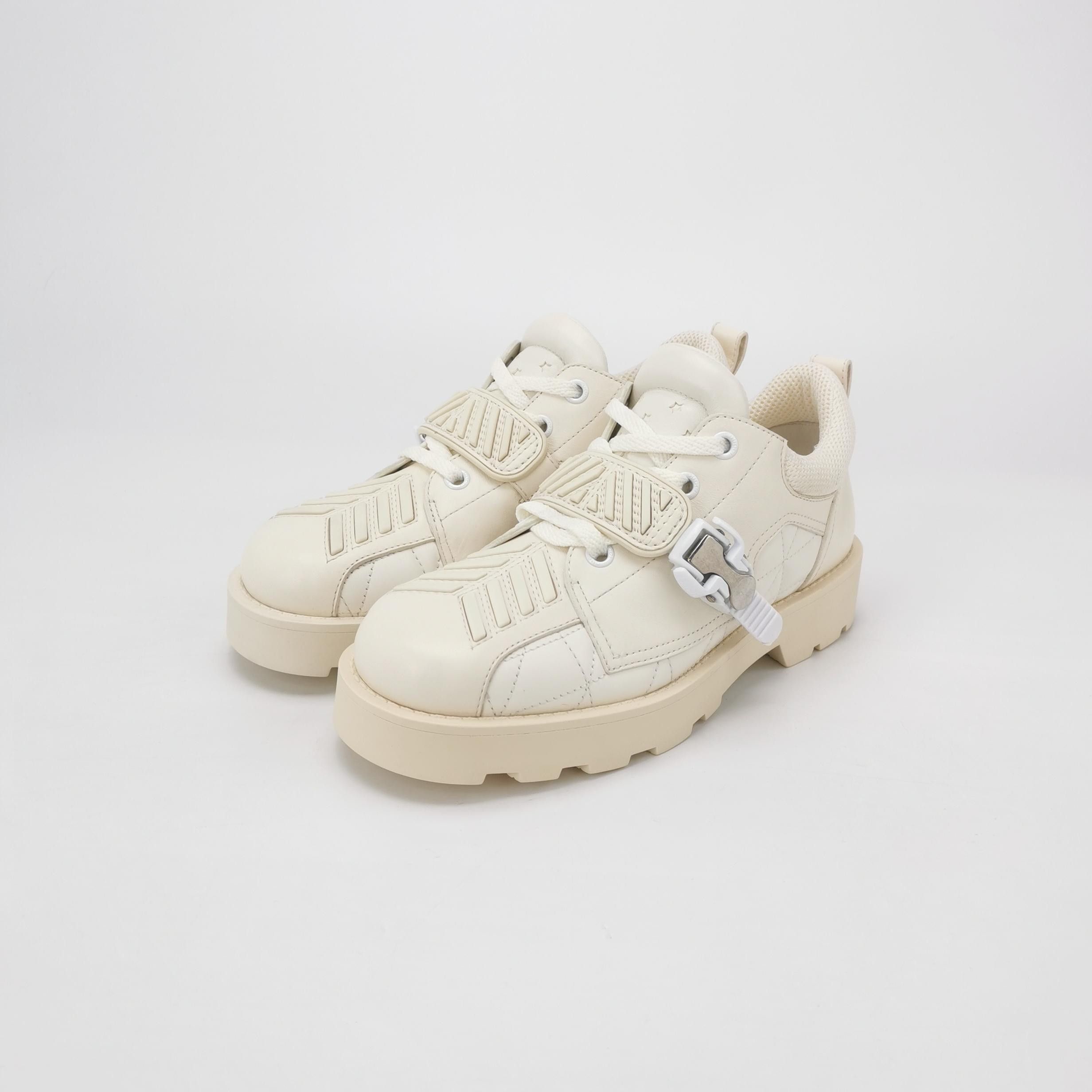 Gucci Gucci Men 6 Lowtop Sneakers Size US 6 / EU 39 - 2 Thumbnail