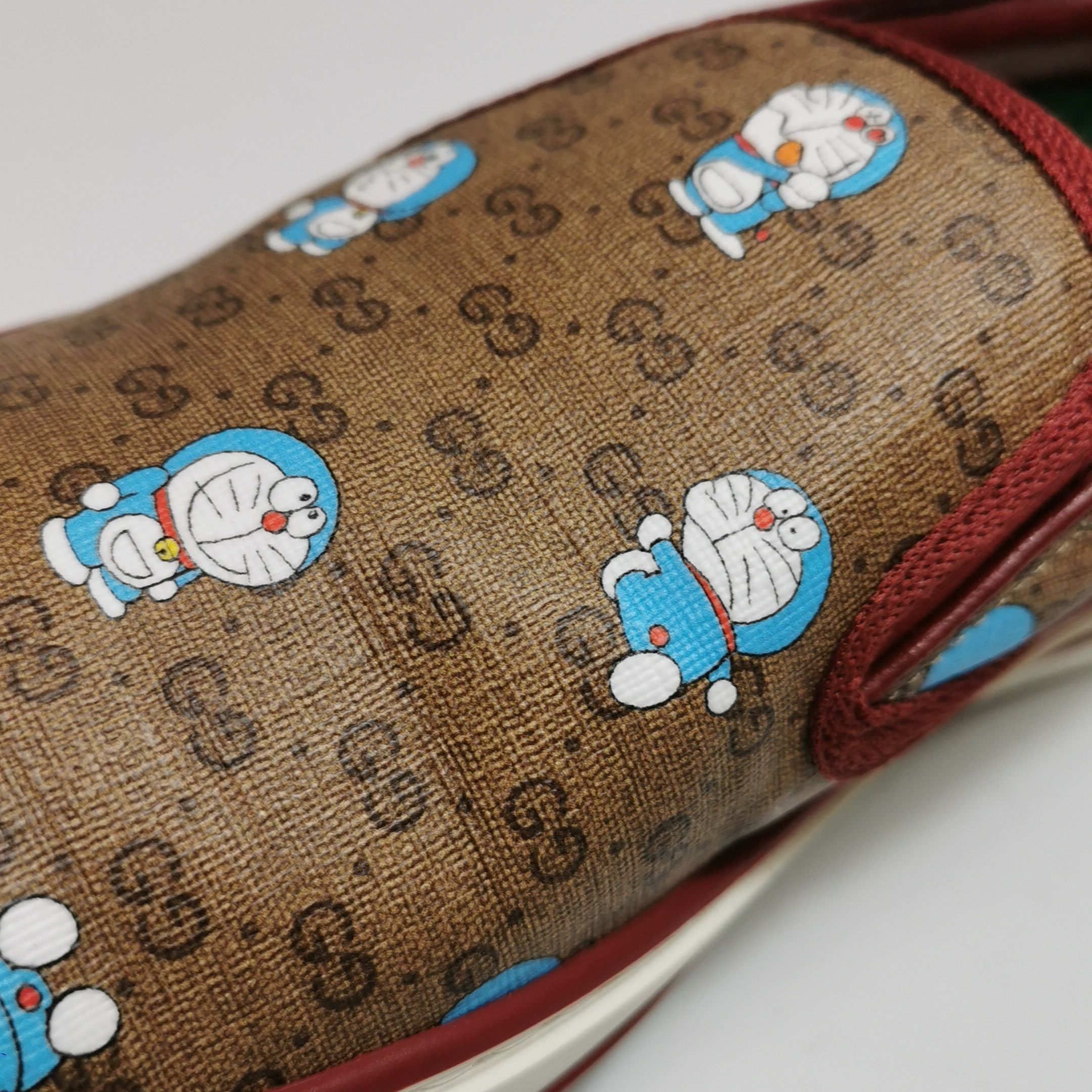 Gucci Gucci Men 6 Lowtop Sneakers Size US 6 / EU 39 - 10 Thumbnail