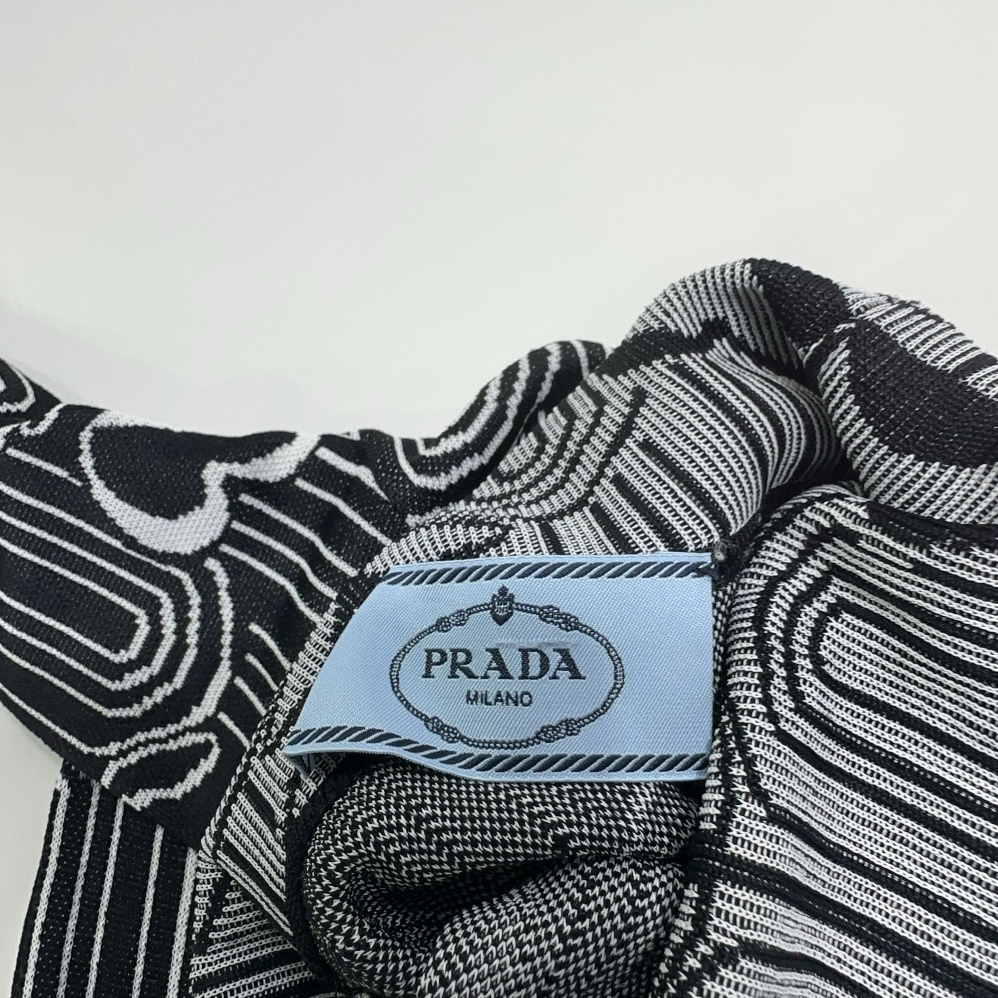 Prada Prada Jacquard Turtleneck Sweater Size 38 Size XS / US 0-2 / IT 36-38 - 4 Thumbnail