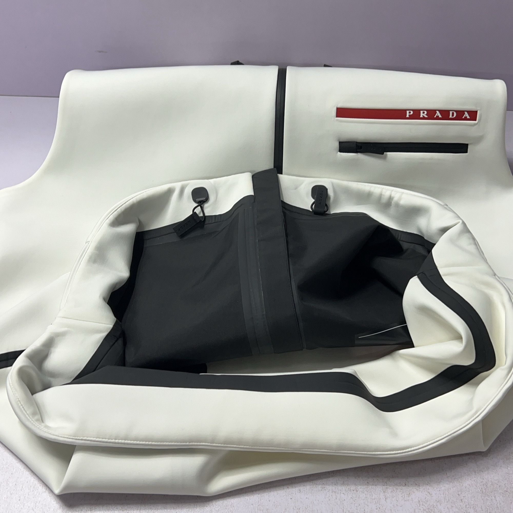 Prada Prada Linea Rossa Technical Jersey Vest Size M Size US M / EU 48-50 / 2 - 12 Thumbnail
