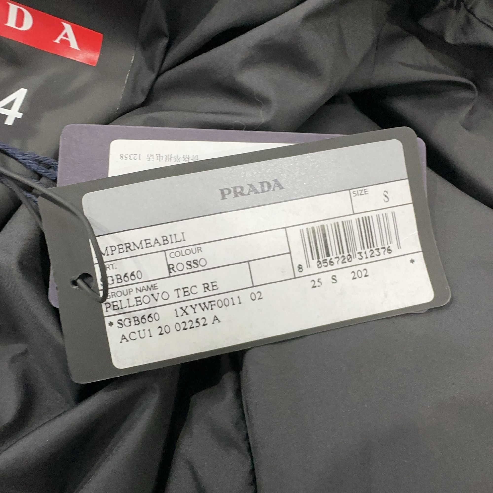 Prada Prada Logo Padded Hooded Jacket Size S Size US S / EU 44-46 / 1 - 4 Thumbnail