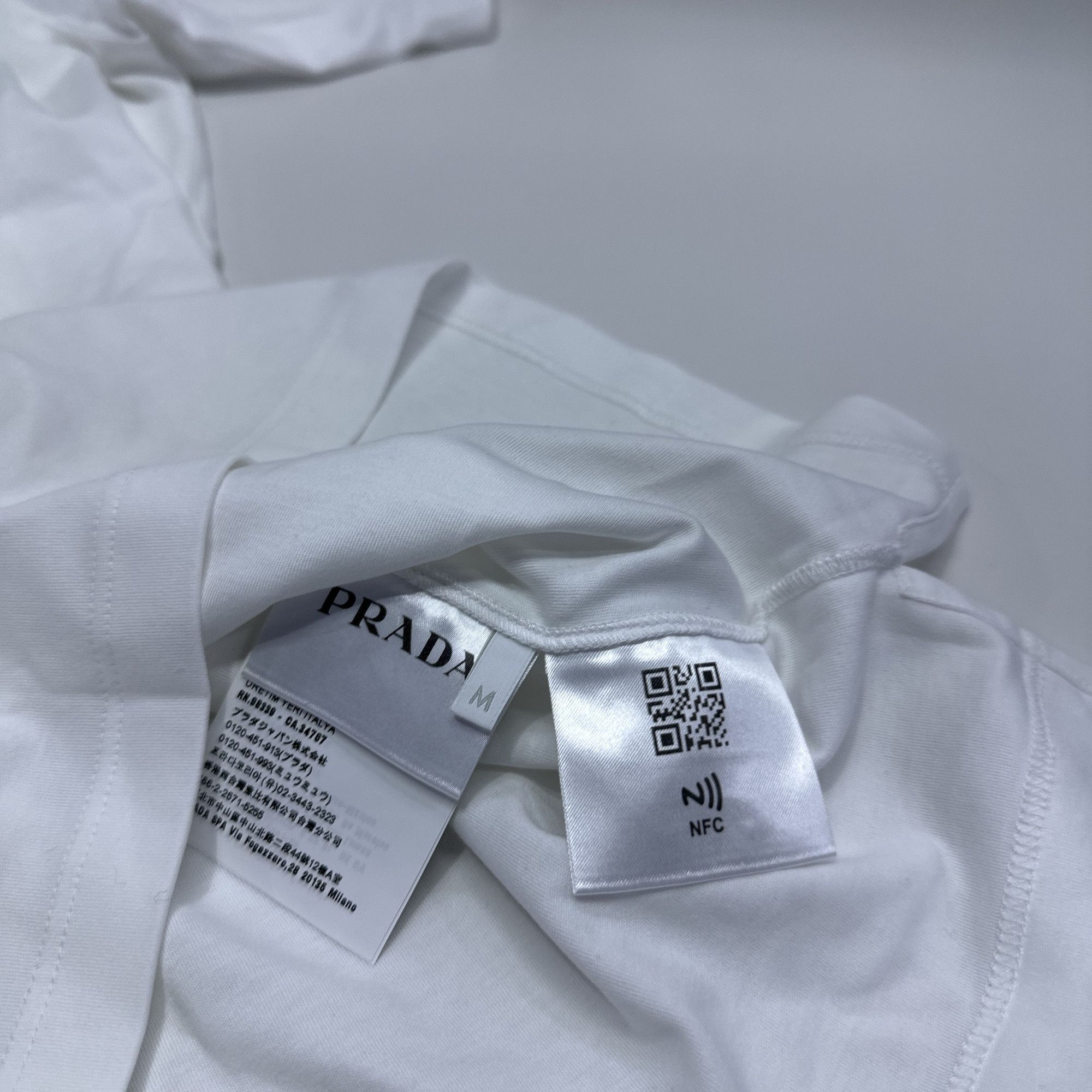 Prada Prada Solid T-Shirt Size M Size US M / EU 48-50 / 2 - 5 Thumbnail