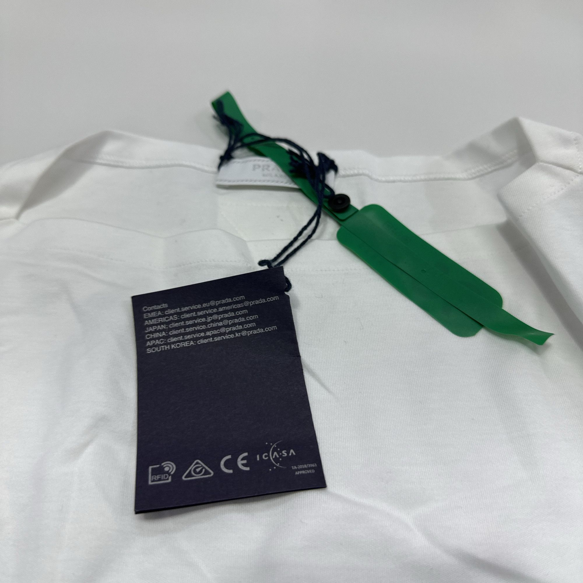 Prada Prada Solid T-Shirt Size M Size US M / EU 48-50 / 2 - 4 Thumbnail