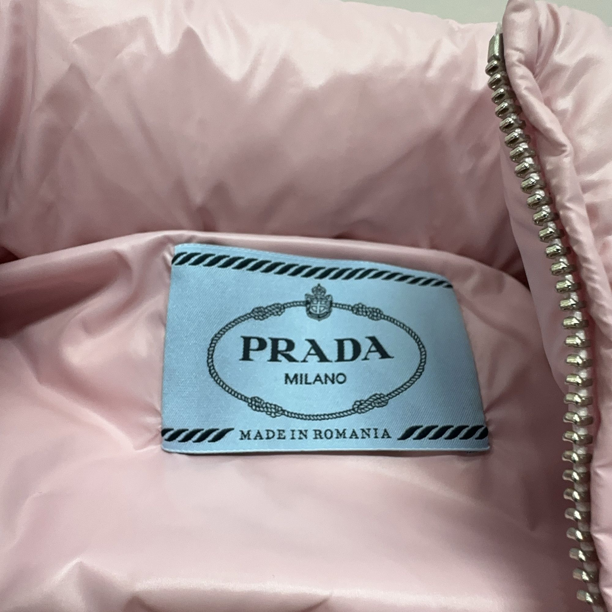 Prada Prada Puffer Down Jacket Size 36 Size XS / US 0-2 / IT 36-38 - 4 Thumbnail