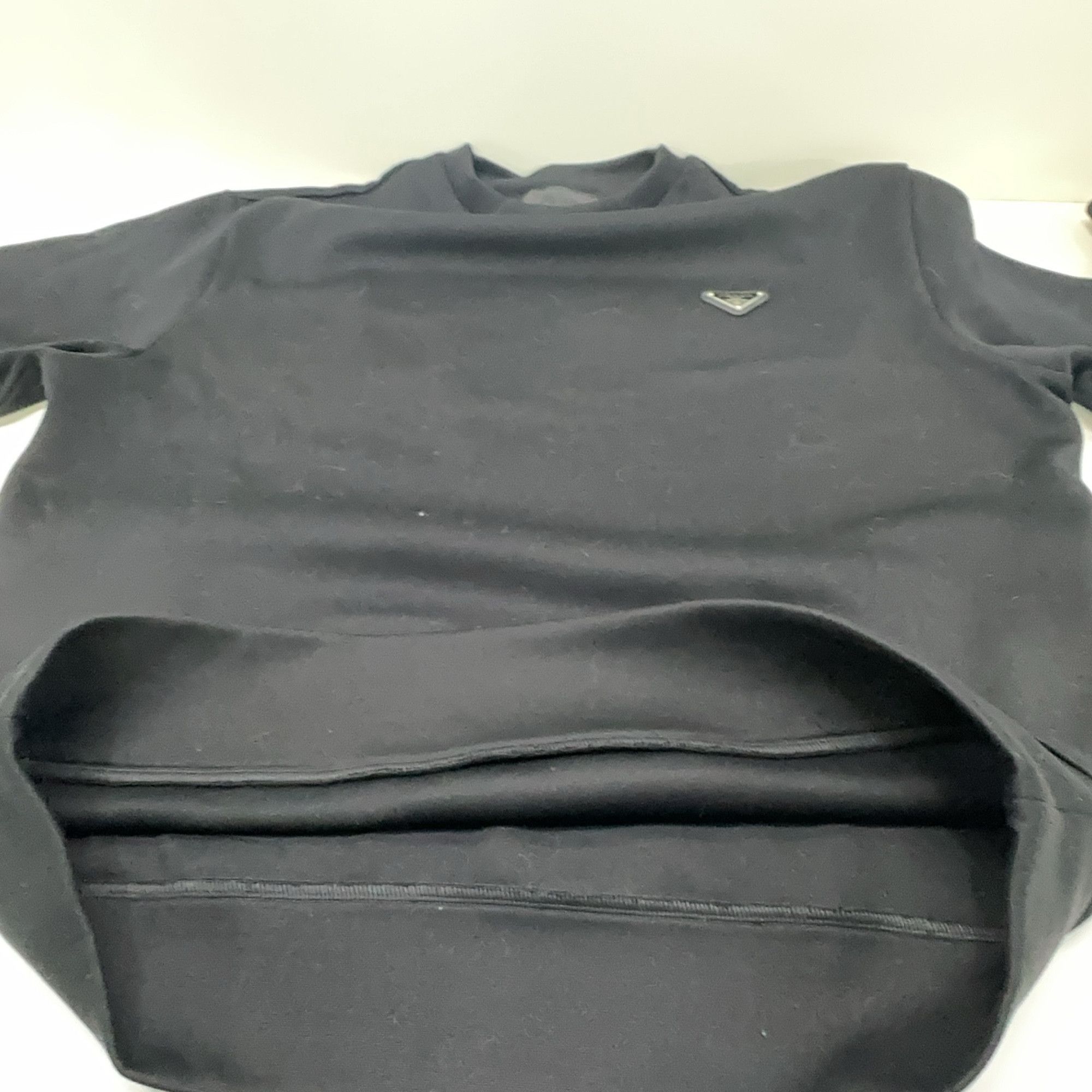 Prada Prada Logo Patch Sweatshirt Black Size M Size US M / EU 48-50 / 2 - 7 Thumbnail