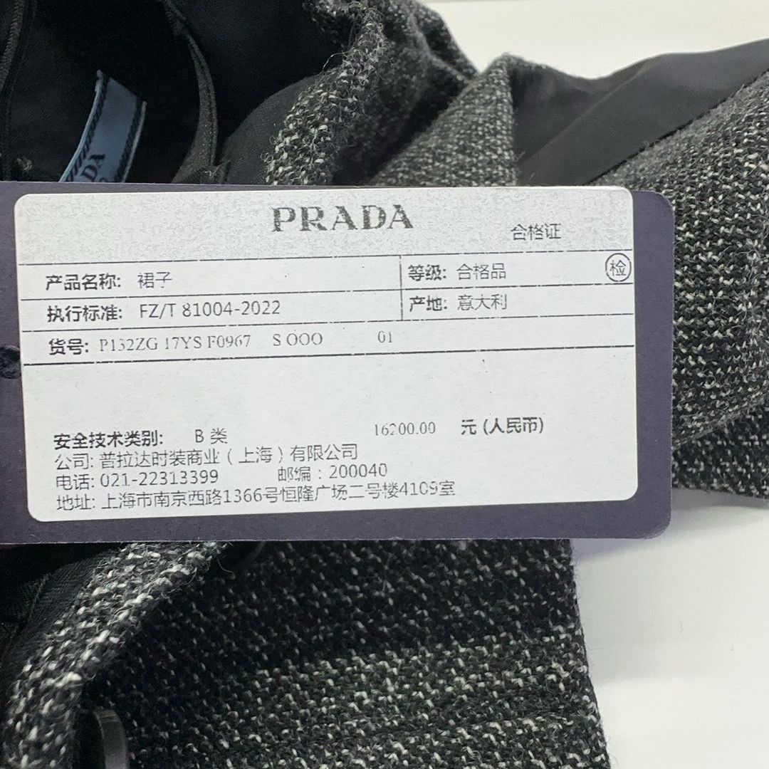 Prada Prada Check Mini Skirt Size 36 Size 25" / US 0 / IT 36 - 6 Thumbnail