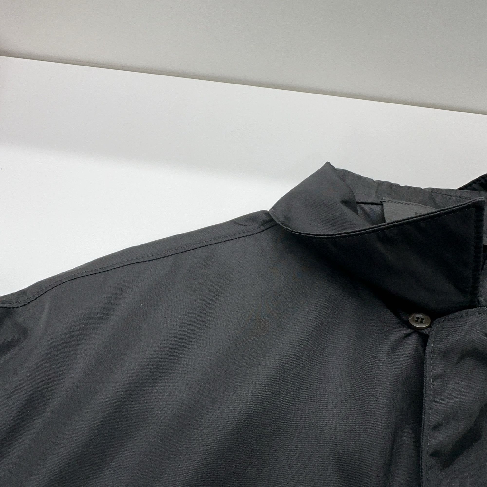Prada Prada Re-Nylon Shirt Size XL Size US XL / EU 56 / 4 - 7 Thumbnail