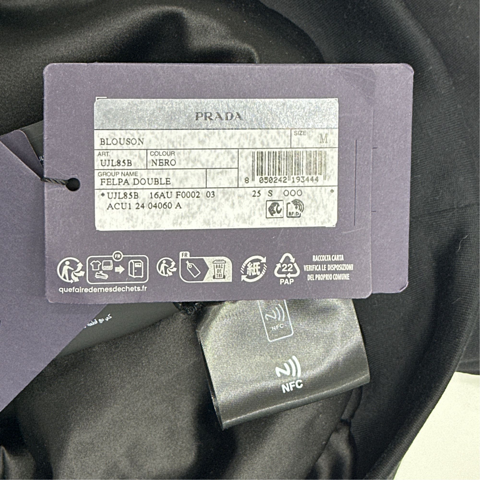 Prada Prada Logo Plaque Zip-Up Blouson Size M Size US M / EU 48-50 / 2 - 4 Thumbnail