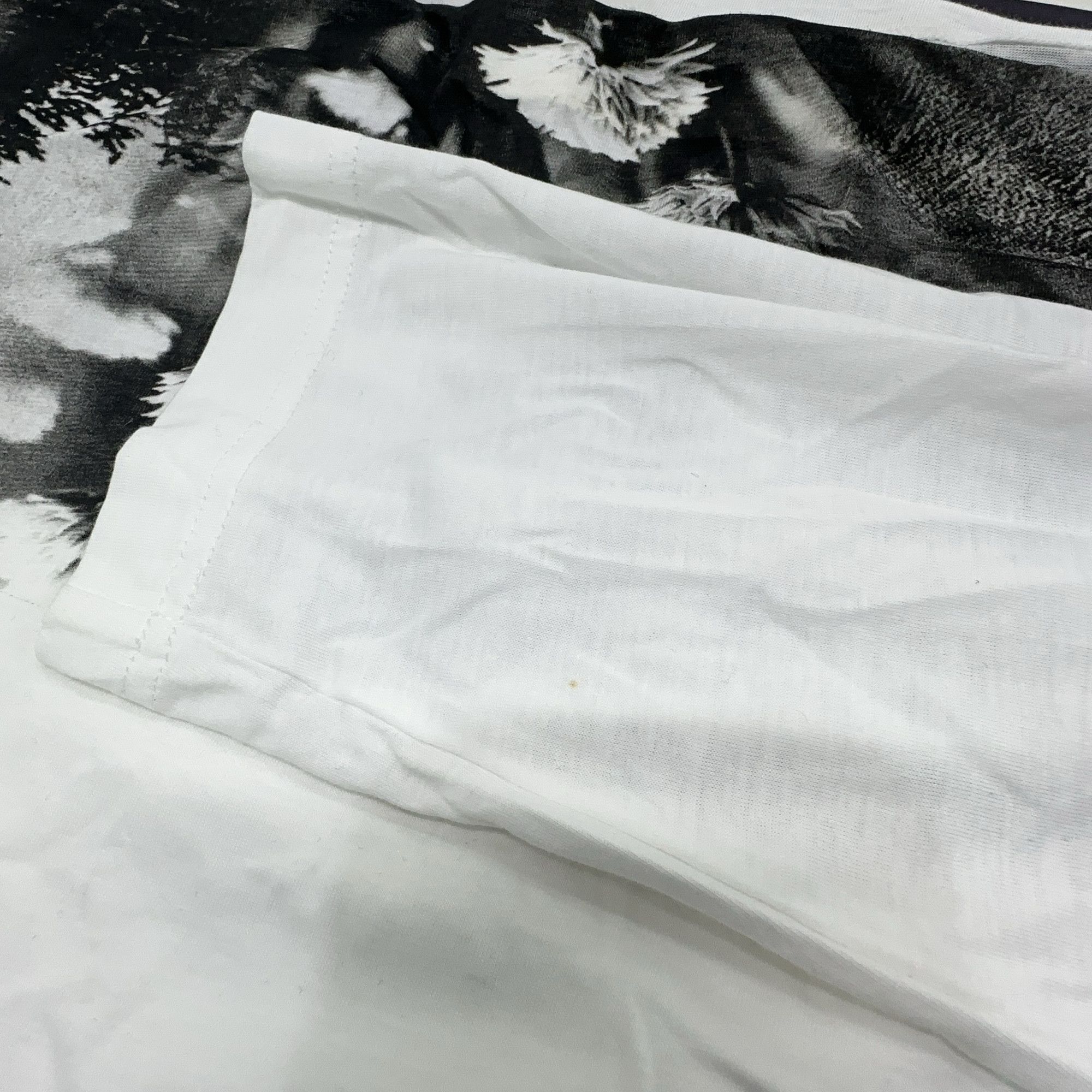 Prada PRADA Landscape Print Long Sleeve T-Shirt Size XL Size US XL / EU 56 / 4 - 11 Thumbnail